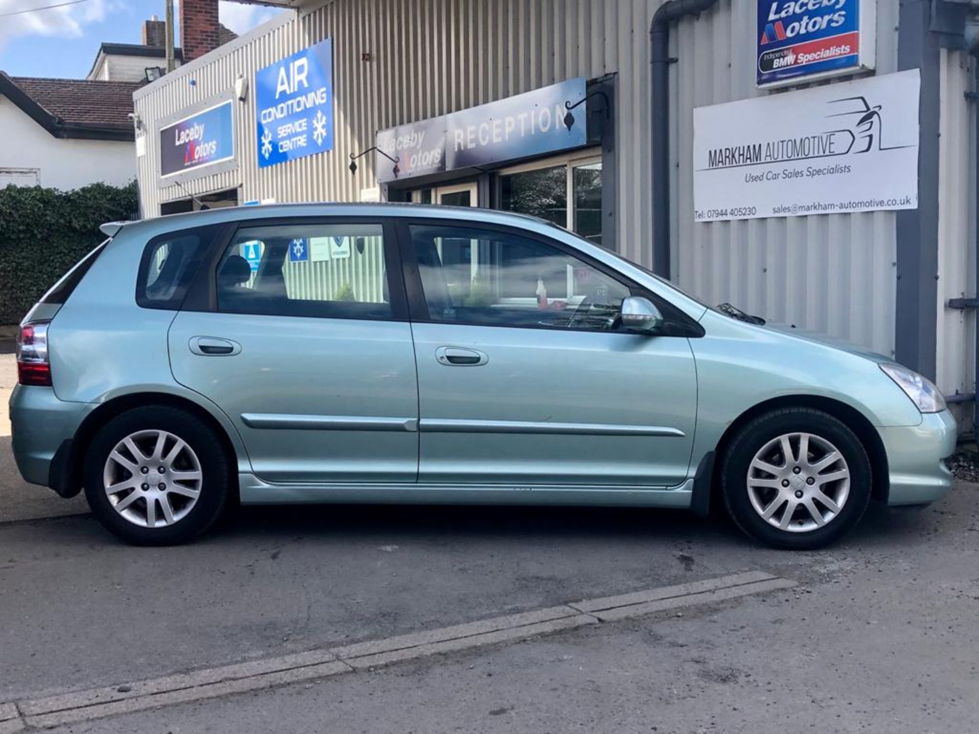 2004/04 REG HONDA CIVIC VTEC EXECUTIVE 1.6 PETROL 5DR HATCHBACK, SHOWING 0 FORMER KEEPERS *NO VAT* - Image 4 of 11