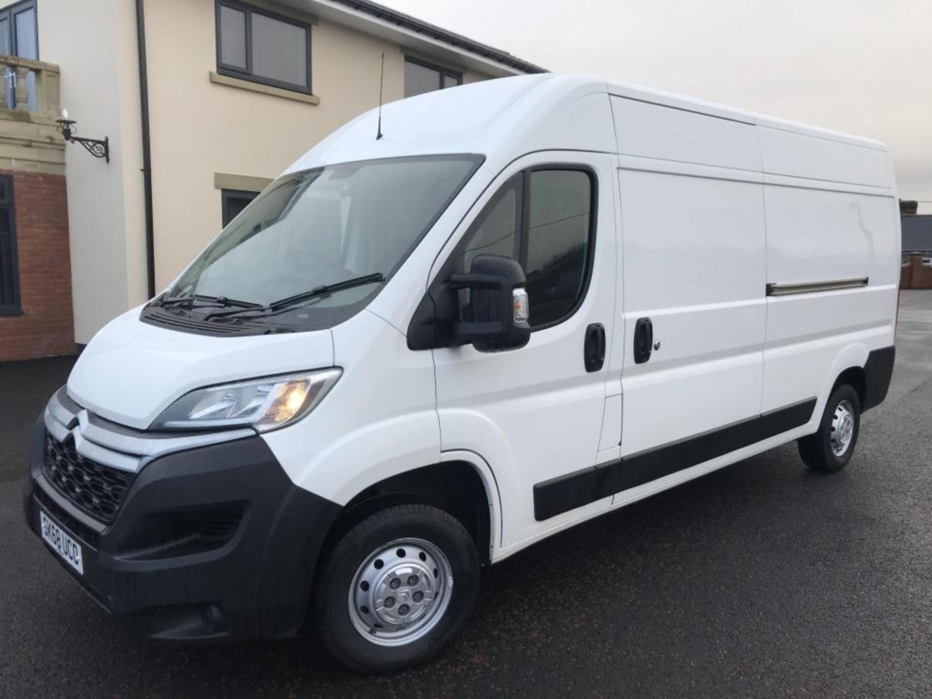 2018/68 REG CITROEN RELAY 35 L3H2 BLUE HDI 2.0 DIESEL WHITE PANEL VAN, SHOWING 1 FORMER KEEPER - Image 2 of 13