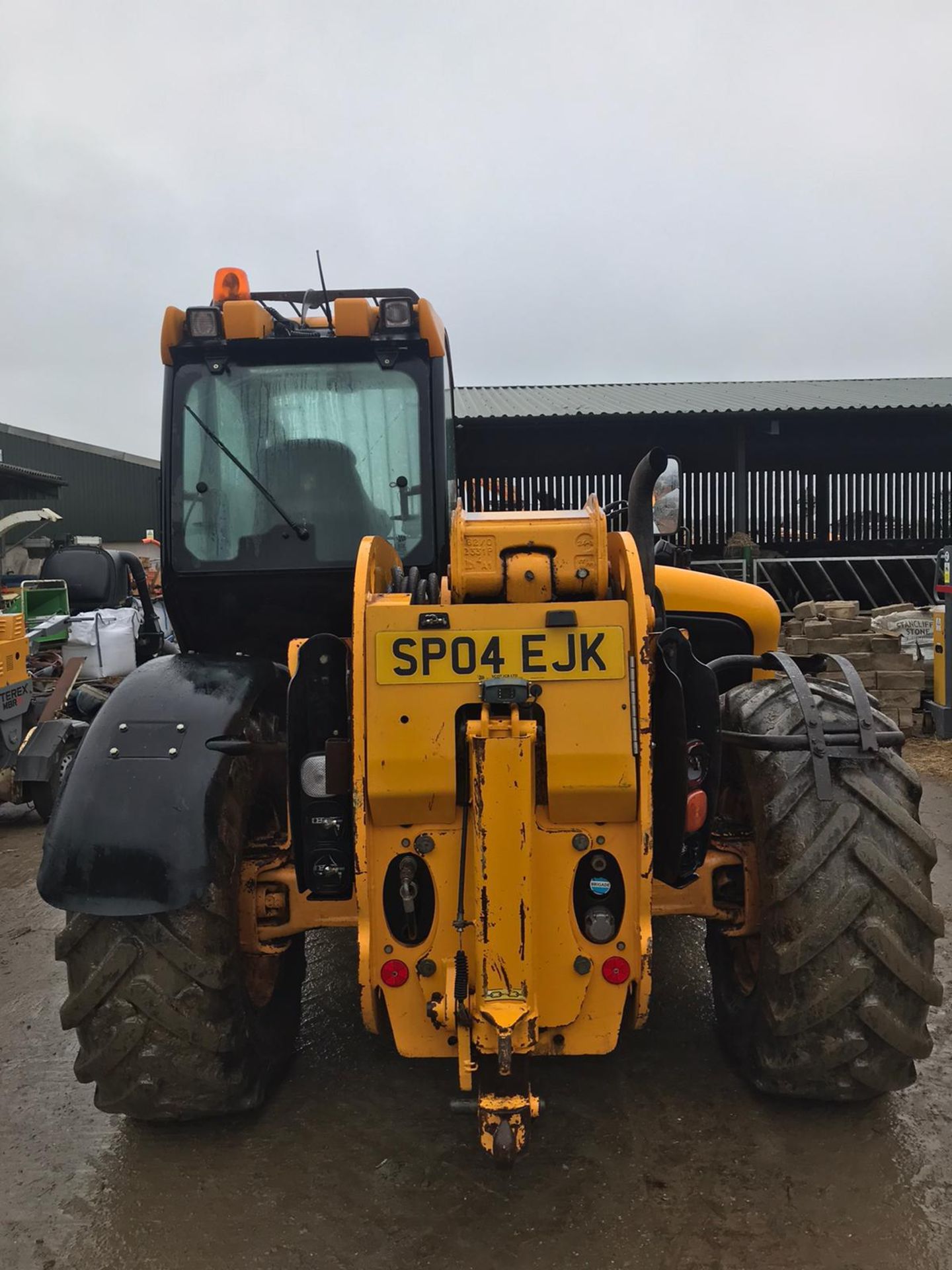 JCB 540-70 TELEHANDLER, RUNS, DRIVES AND LIFTS *PLUS VAT* - Image 3 of 6