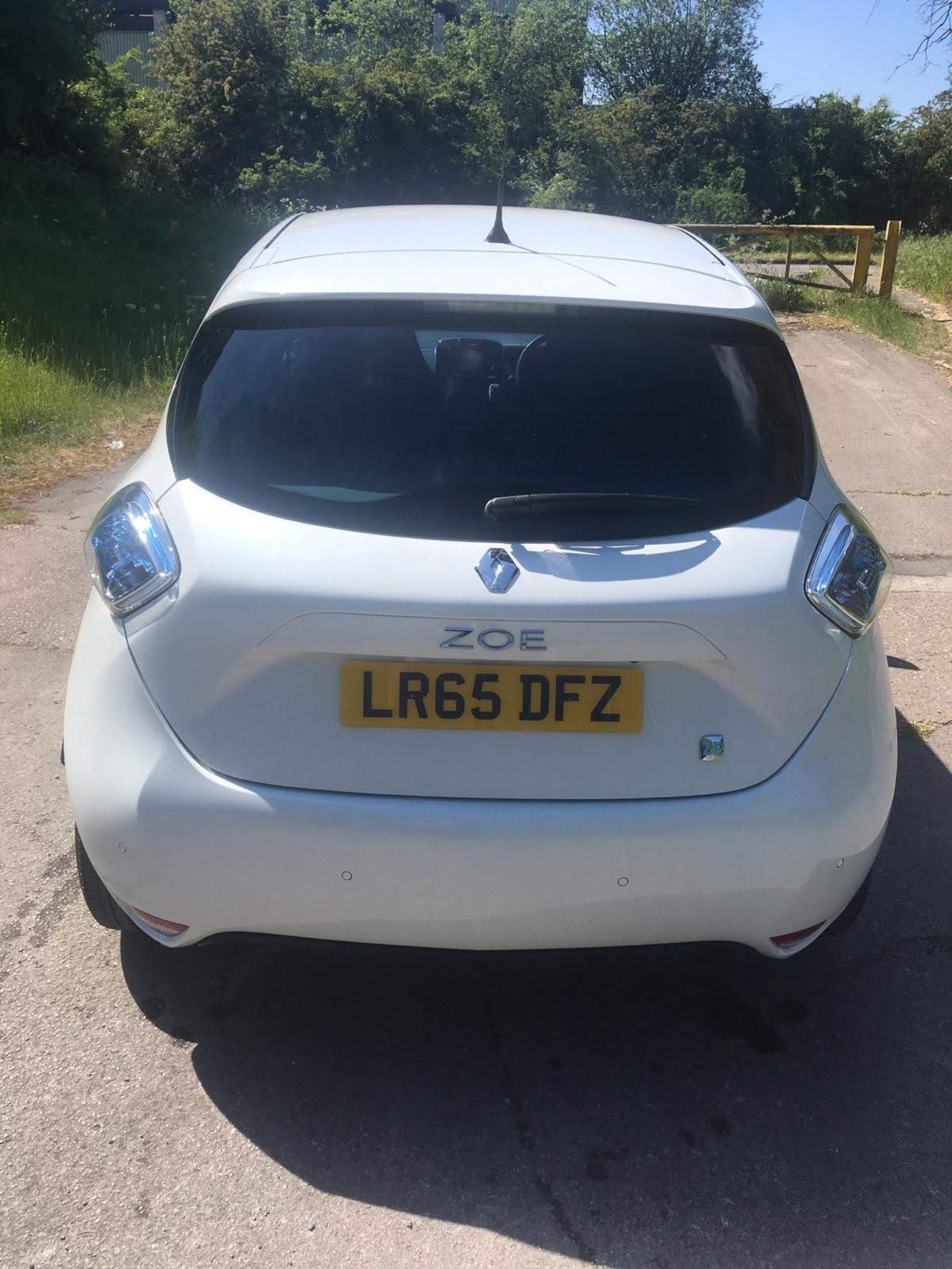 2015/65 REG RENAULT ZOE DYNAMIQUE NAV AUTO ELECTRIC WHITE 5DR HATCHBACK, SHOWING 1 FORMER KEEPER - Image 5 of 24