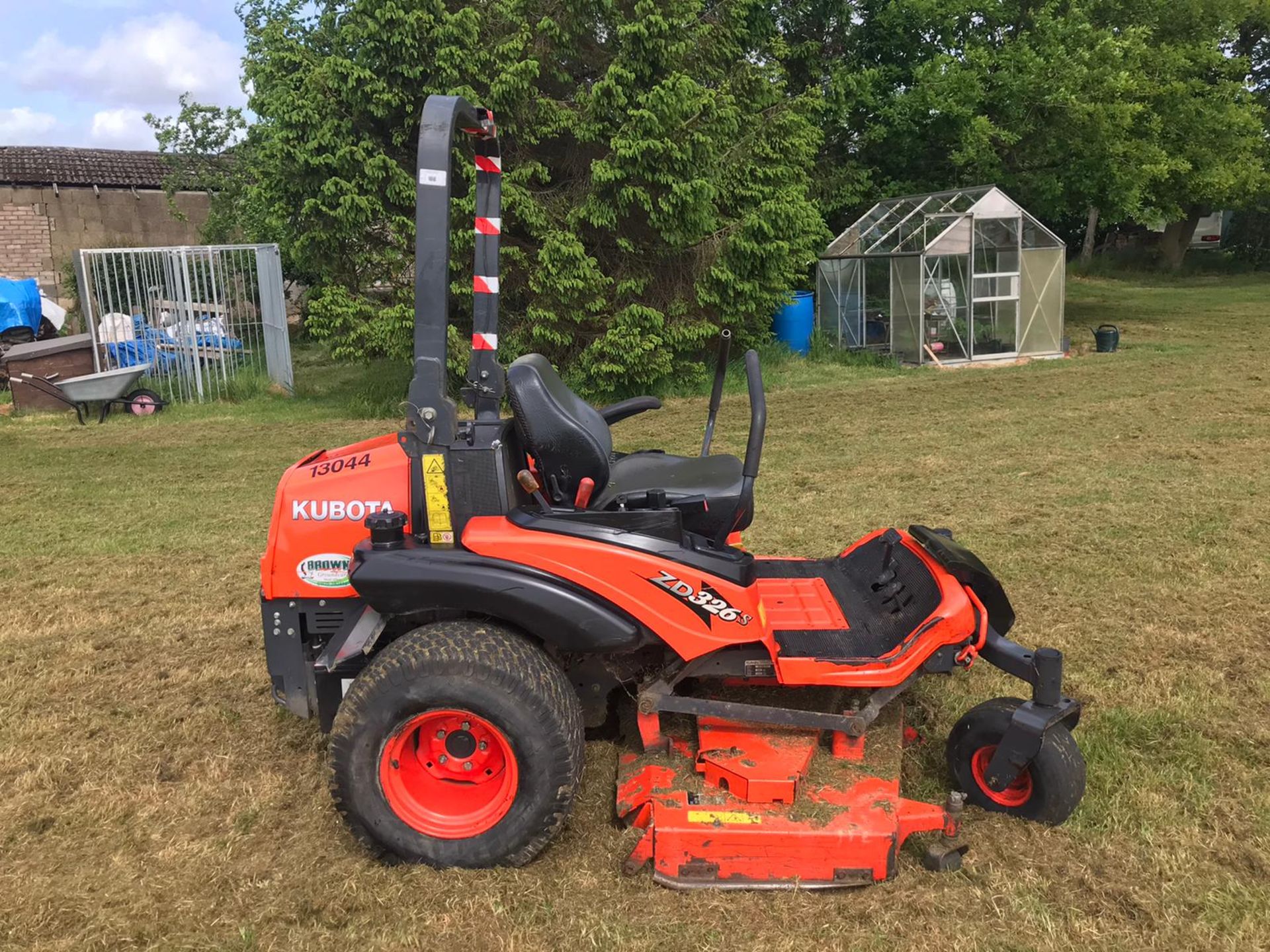 2013 KUBOTA ZD326 ZERO TURN RIDE ON LAWN MOWER, RUNS, DRIVES AND CUTS, 1020 HOURS *PLUS VAT*