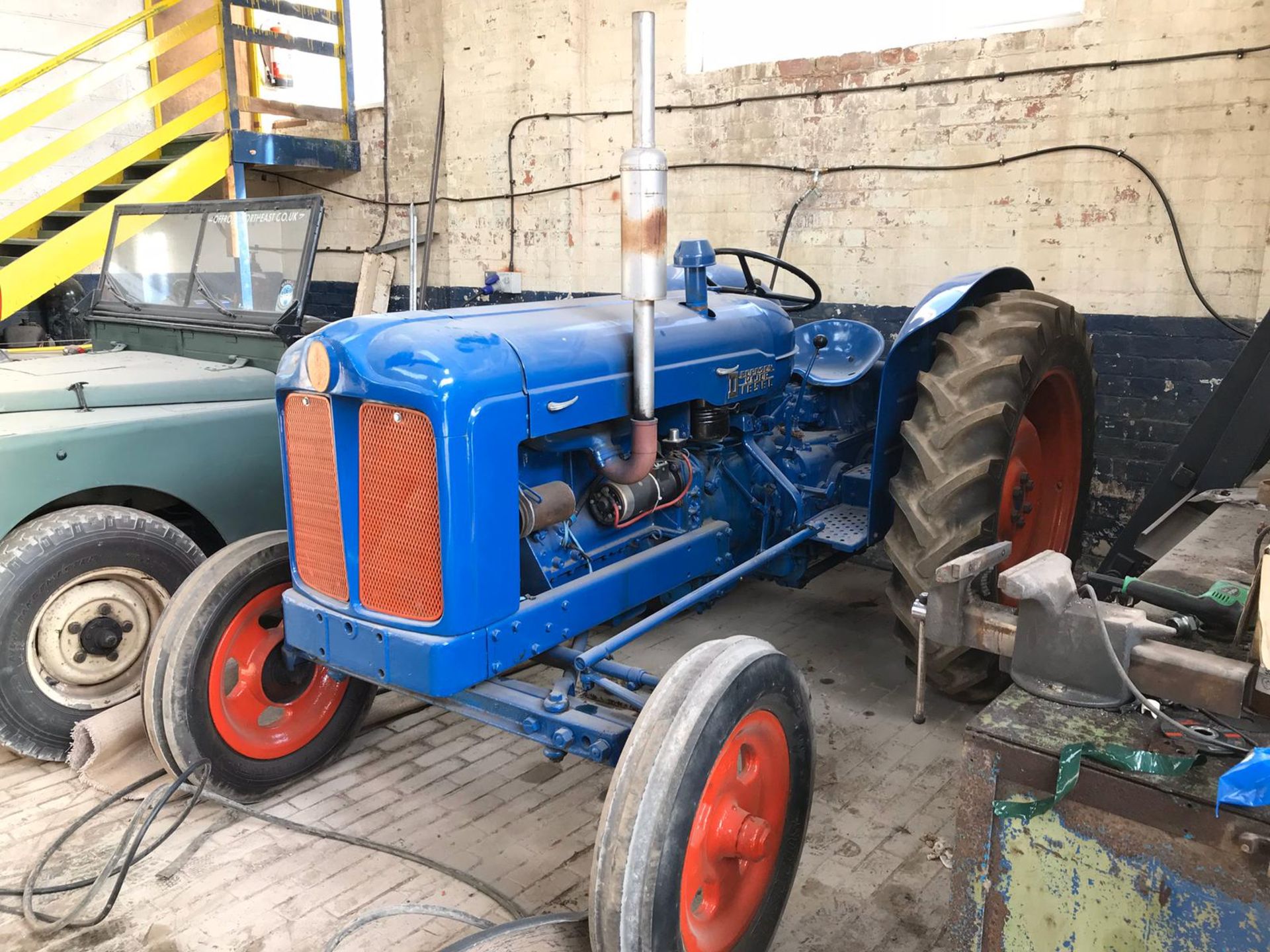 FORDSON MAJOR BLUE DIESEL TRACTOR, RUNS AND WORKS *NO VAT* - Image 3 of 3