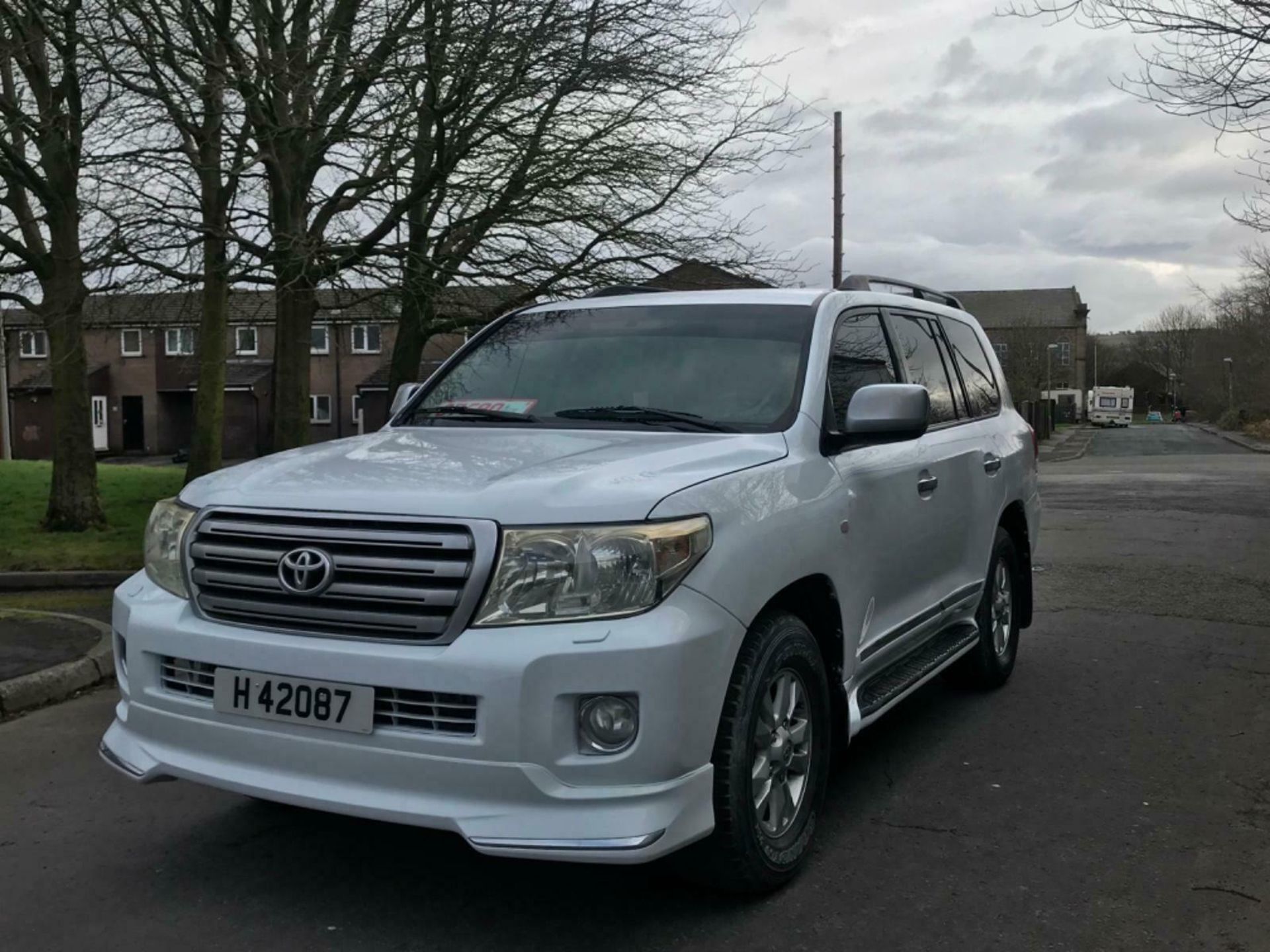 2008 TOYOTA LANDCRUISER LHD MANUAL PETROL LEFT HAND DRIVE 200 SERIES UK REG - Image 4 of 12