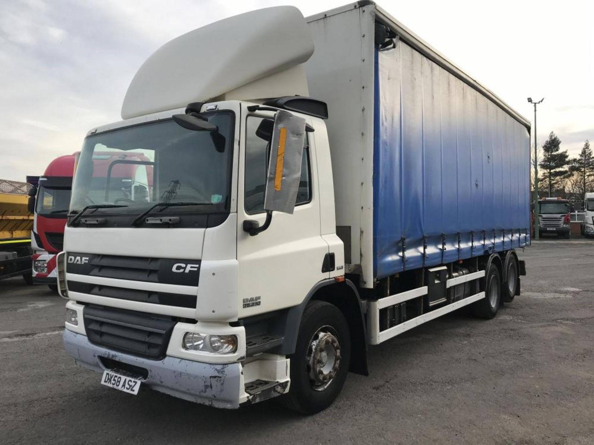 2008/58 REG DAF TRUCKS CF FAS CF 75.310 DAY E4 6X2 CURTAIN SIDED TRUCK, MANUAL GEARBOX *PLUS VAT* - Image 2 of 13