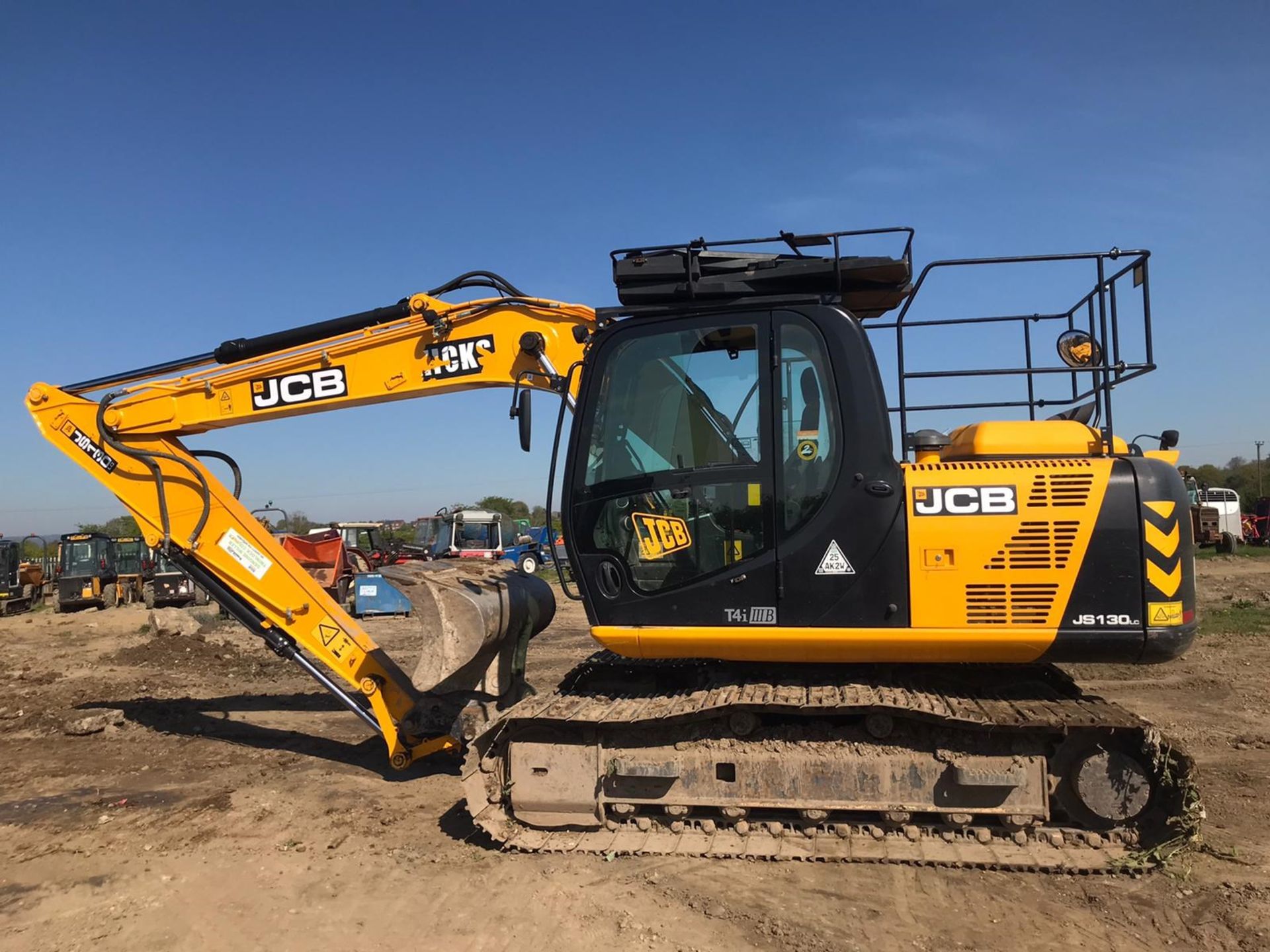 2014 JCB JS130LC TRACKED CRAWLER DIGGER / EXCAVATOR, SHOWING 5470 HOURS, RUNS, DRIVES & DIGS