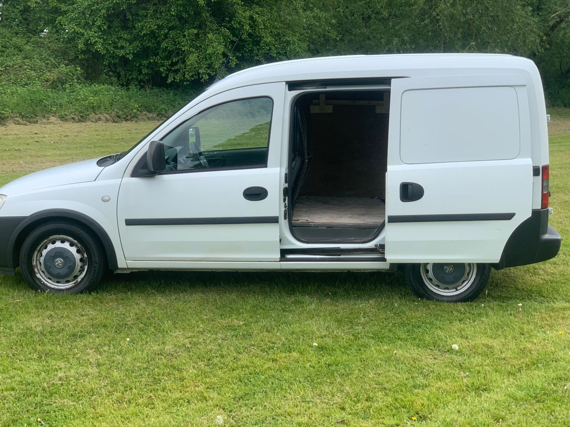 2004/54 REG VAUXHALL COMBO 1700 DTI 1.7 DIESEL CAR DERIVED VAN WHITE *NO VAT* - Image 5 of 9