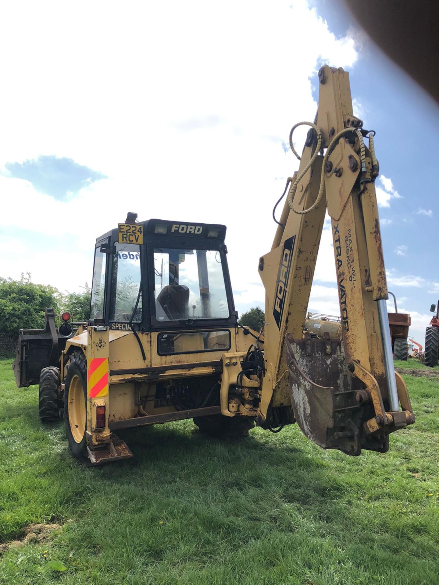 FORD 655 WHEELED DIGGER FRONT LOADER BACKHOE, RUNS, DRIVES AND WORKS *PLUS VAT* - Image 6 of 7