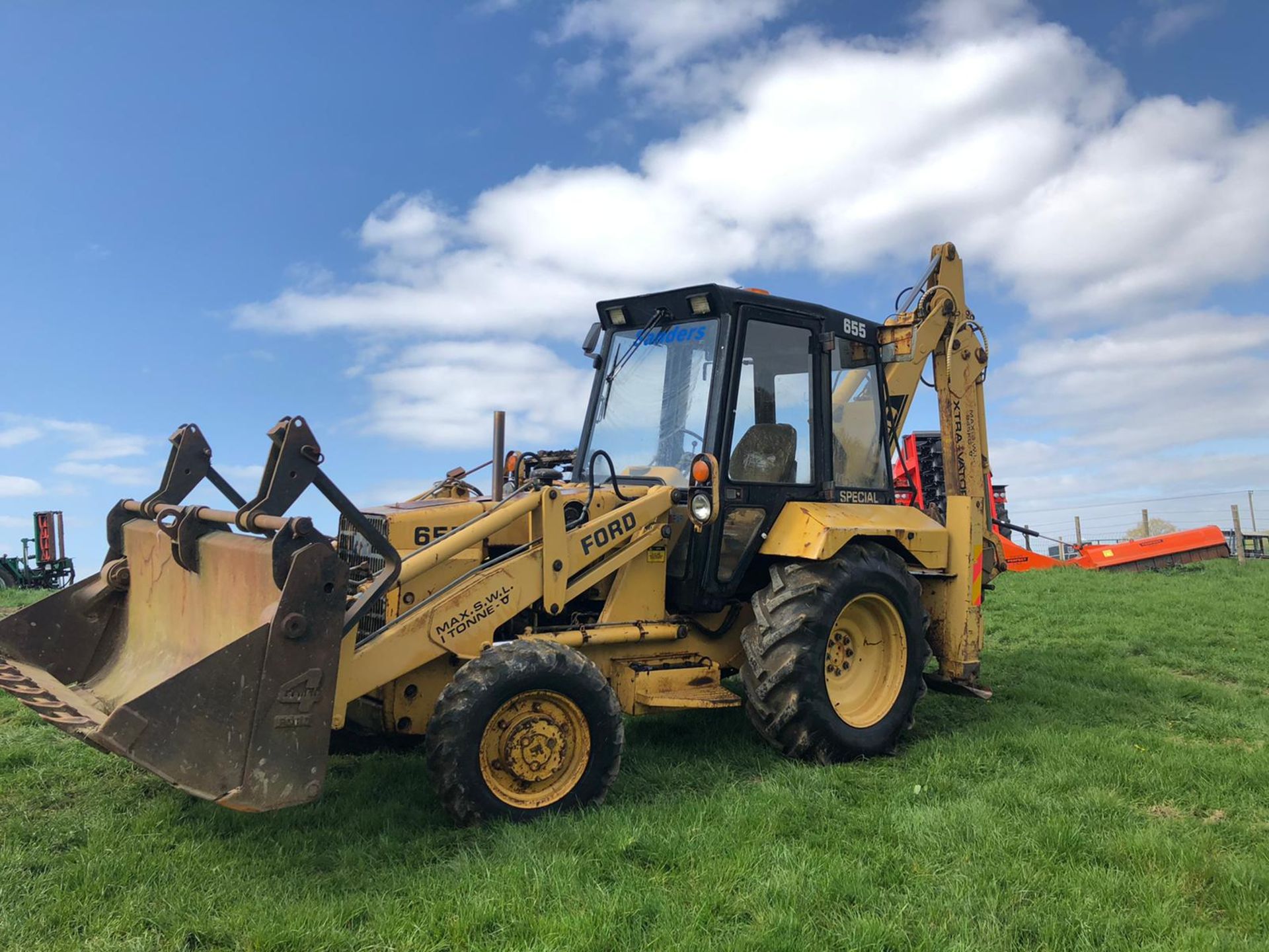 FORD 655 WHEELED DIGGER FRONT LOADER BACKHOE, RUNS, DRIVES AND WORKS *PLUS VAT* - Image 4 of 7