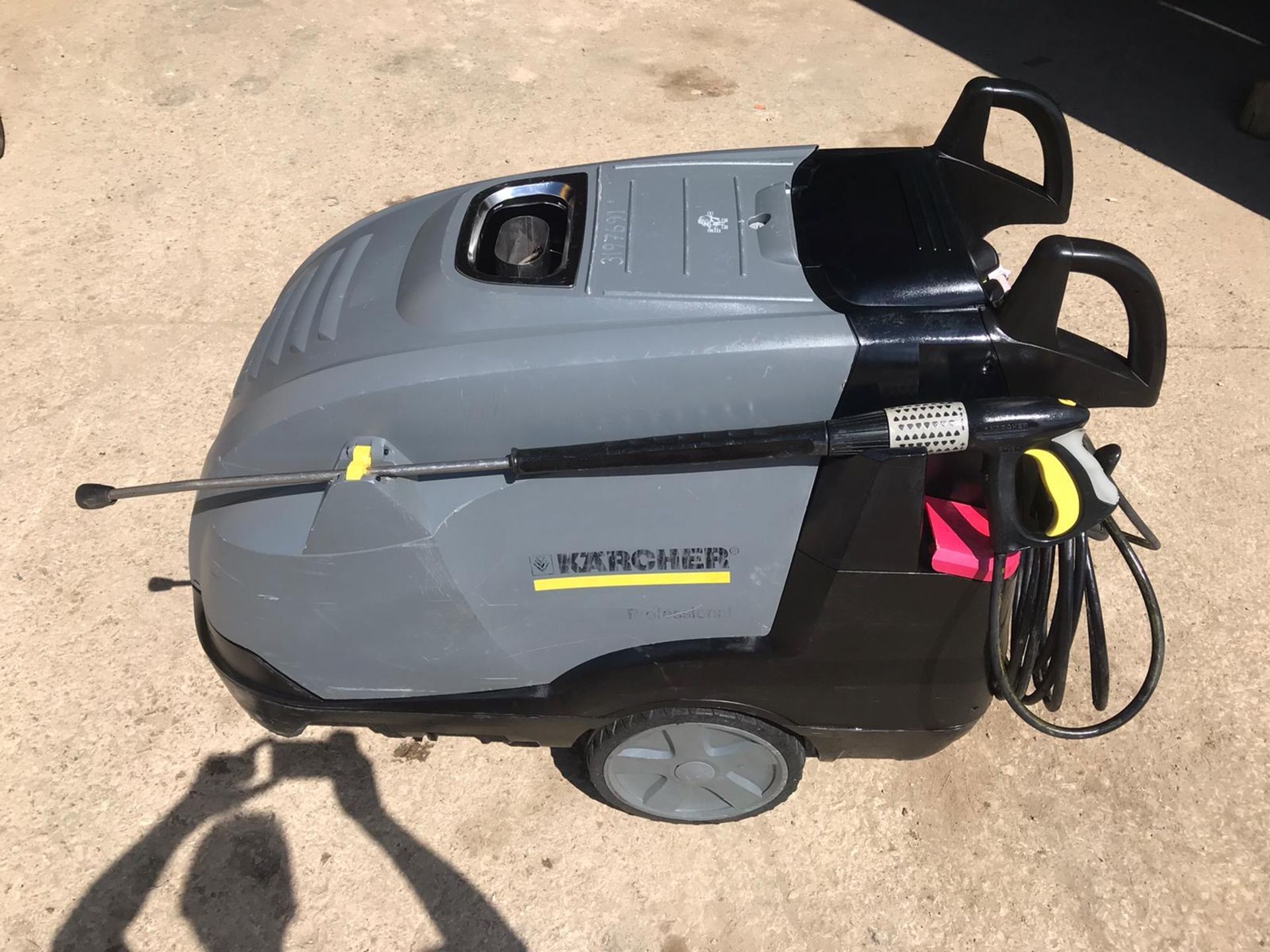KARCHER 7/9 - 4M PROFESSIONAL 110V HIGH PRESSURE WASHER, YEAR 2014, HOT & COLD STEAM CLEANER - Image 3 of 11