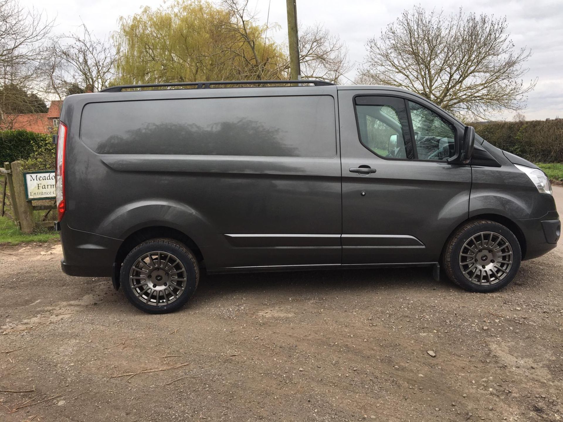 2016/66 REG FORD TRANSIT CUSTOM 270 LIMITED 2.0 DIESEL GREY PANEL VAN, SHOWING 2 FORMER KEEPERS - Image 8 of 15