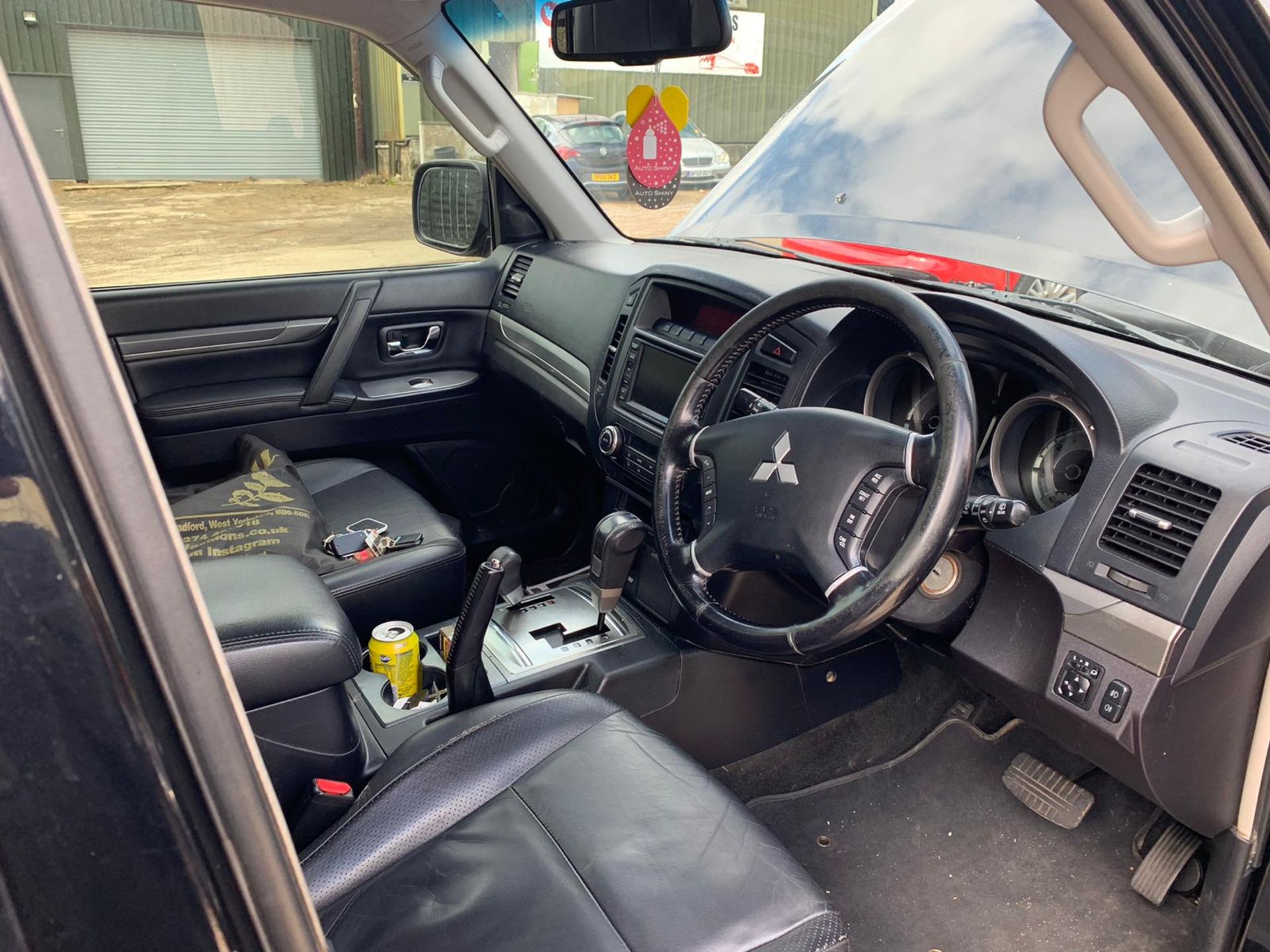 2007/07 REG MITSUBISHI SHOGUN WARRIOR DI-D LWB AUTOMATIC 7 SEATER BLACK, SHOWING 1 FORMER KEEPER - Image 11 of 11