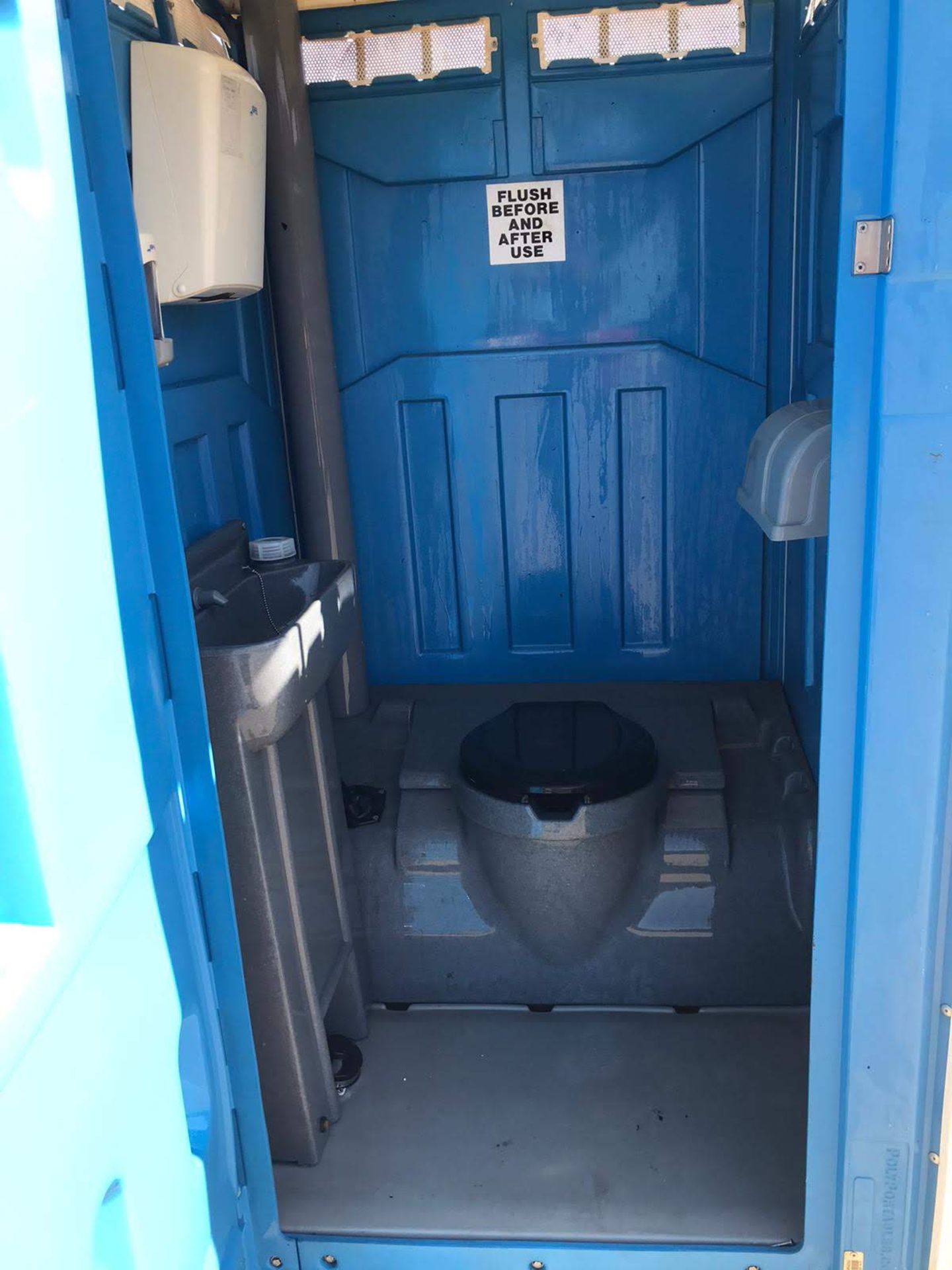 PORTALOO TOILET BLOCK *NO VAT* - Image 5 of 5