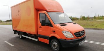 2011/11 REG MERCEDES-BENZ SPRINTER 513 CDI 2.2 DIESEL ORANGE LHD BOX VAN, SHOWING 1 FORMER KEEPER