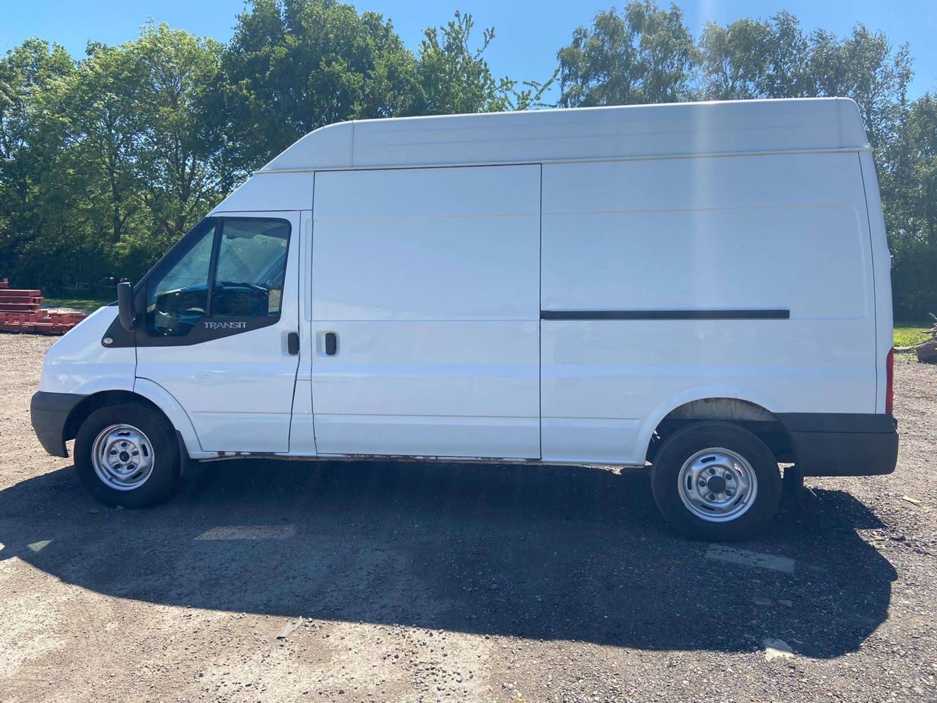 2012/62 REG FORD TRANSIT 125 T350 RWD 2.2 DIESEL WHITE PANEL VAN, SHOWING 1 FORMER KEEPER *NO VAT* - Image 4 of 8