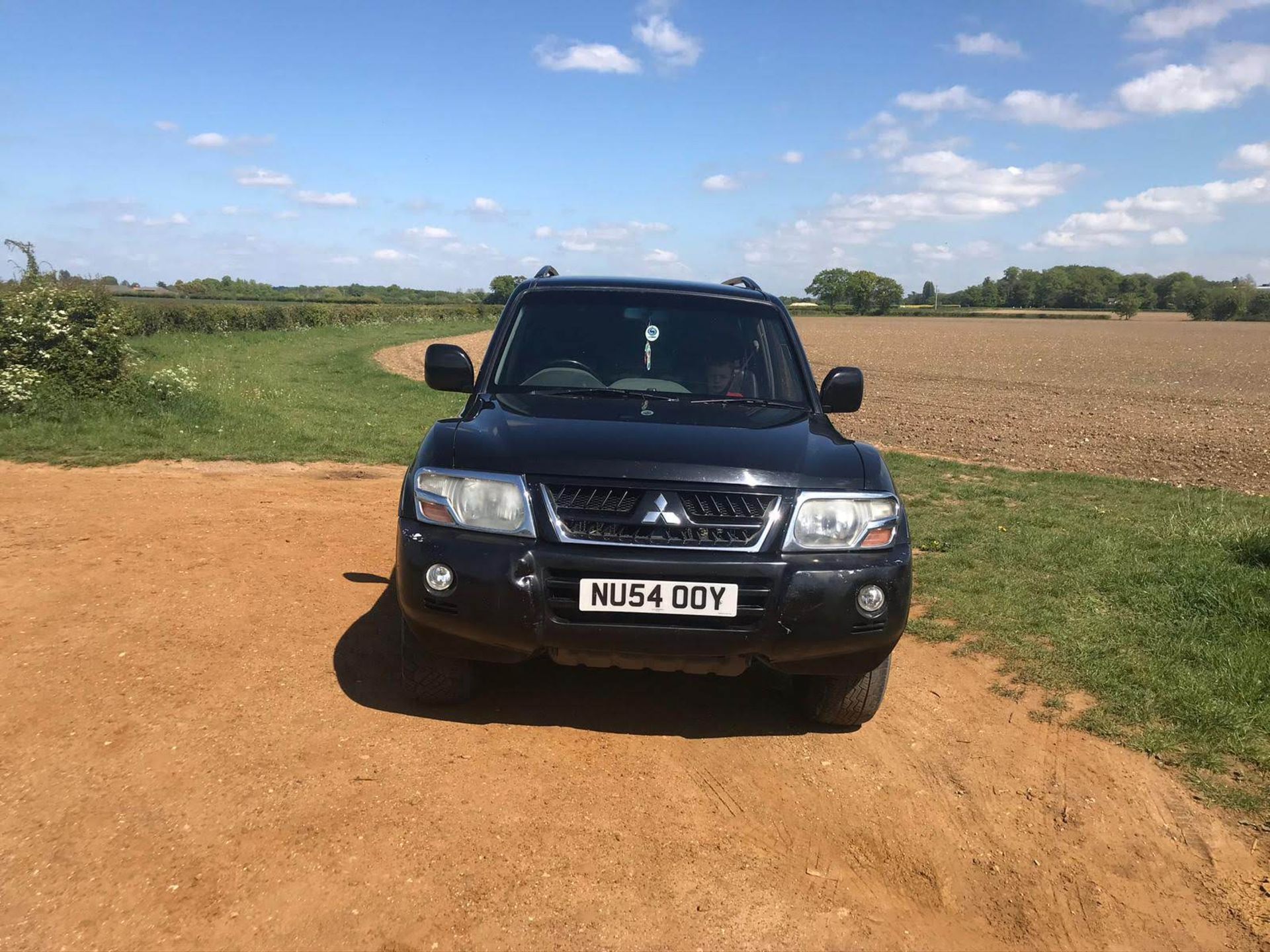 2004/54 REG MITSUBISHI SHOGUN WARRIOR DI-D 3.2 AUTOMATIC BLACK 7 SEATER *NO VAT* - Image 2 of 10