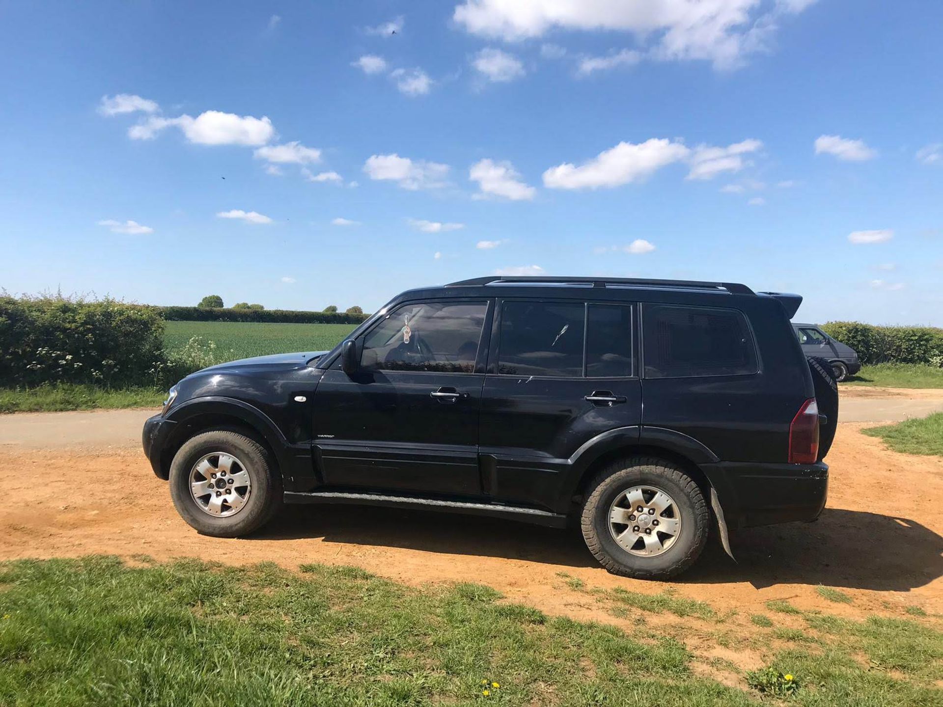 2004/54 REG MITSUBISHI SHOGUN WARRIOR DI-D 3.2 AUTOMATIC BLACK 7 SEATER *NO VAT* - Image 3 of 10