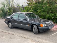 1990/G REG MERCEDES 190D DIESEL AUTO 4 DOOR SALOON BLACK 2.5L - VERY RARE CAR! *NO VAT*