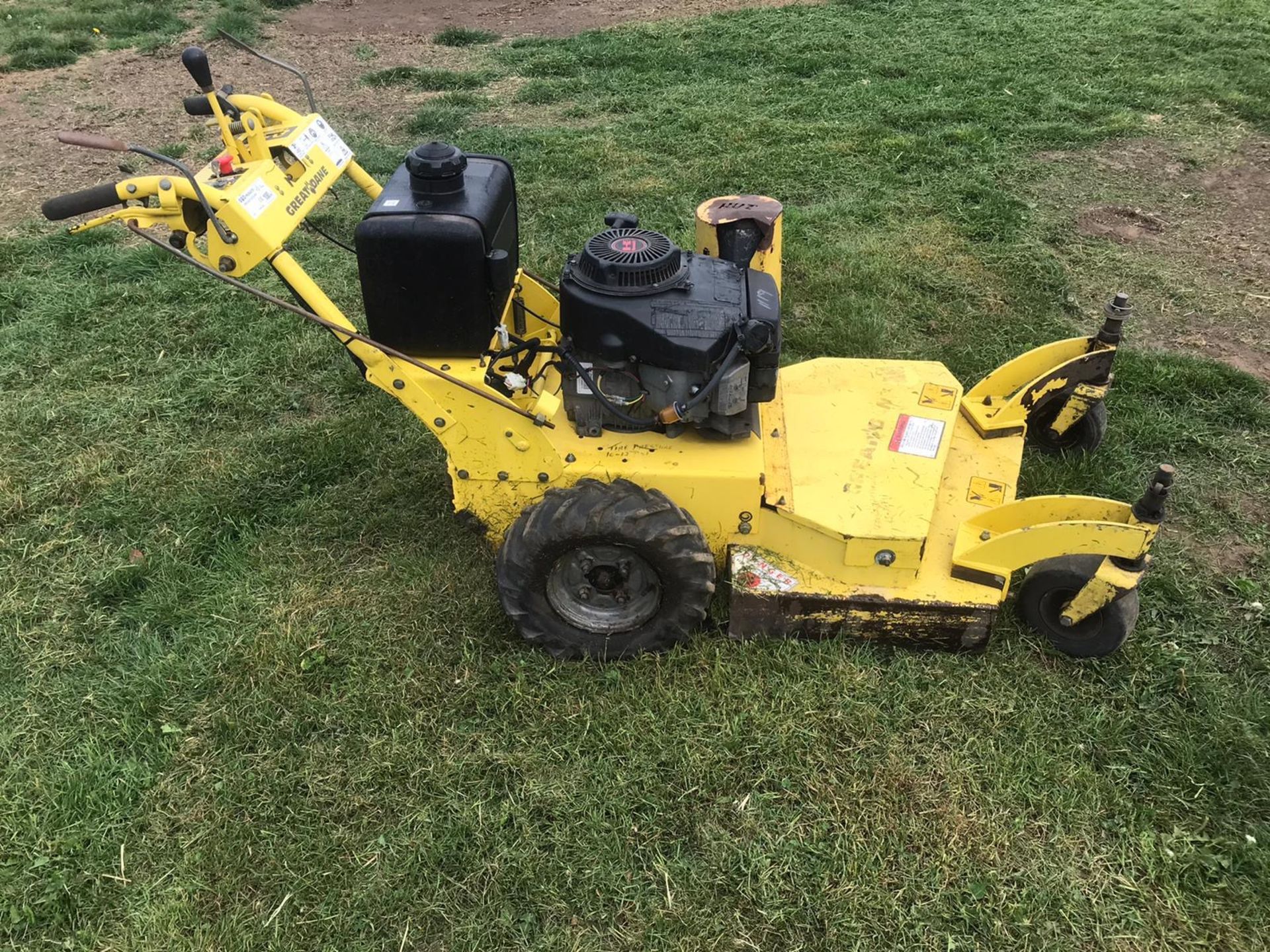 GREAT DANE COMMERCIAL, PEDESTRIAN WALK BEHIND MOWER, KAWASAKI ENGINE, RUNS, DRIVES, CUTS *PLUS VAT*