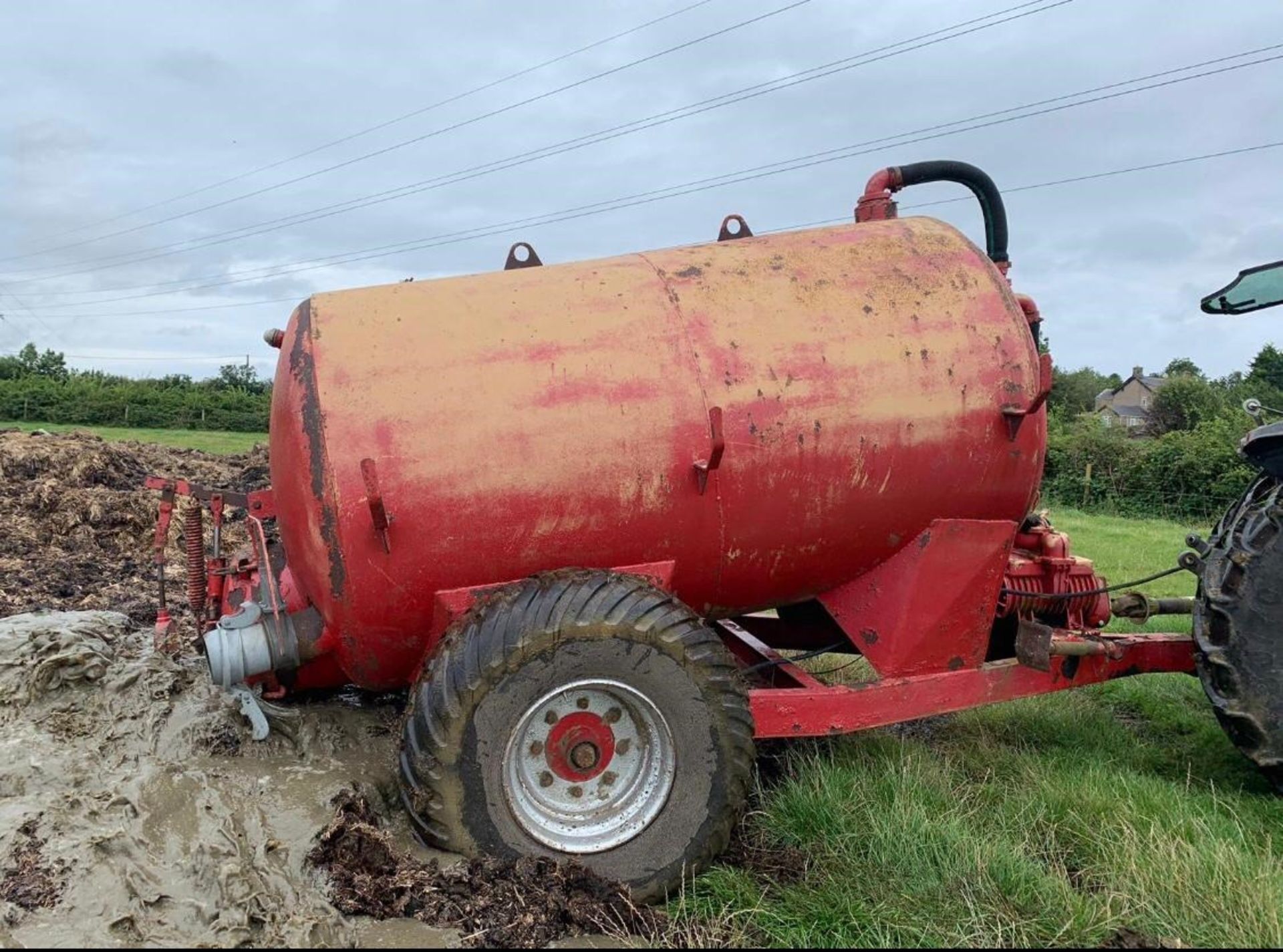 VACUUM TANKER SLURRY TANKER, WORKS WELL, COMES WITH PIPE *NO VAT* - Image 6 of 9