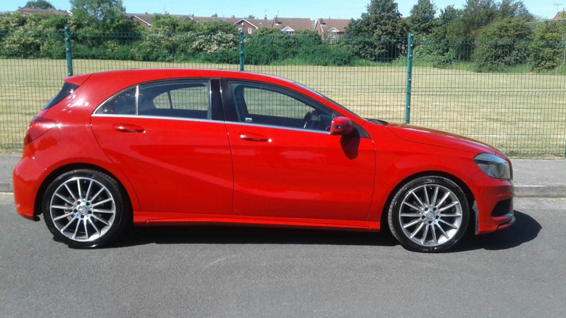 2015/15 REG MERCEDES-BENZ A180 BLUE EFFICIENCY AMG SPORT CDI 1.5 DIESEL, SHOWING 0 FORMER KEEPERS - Image 5 of 15