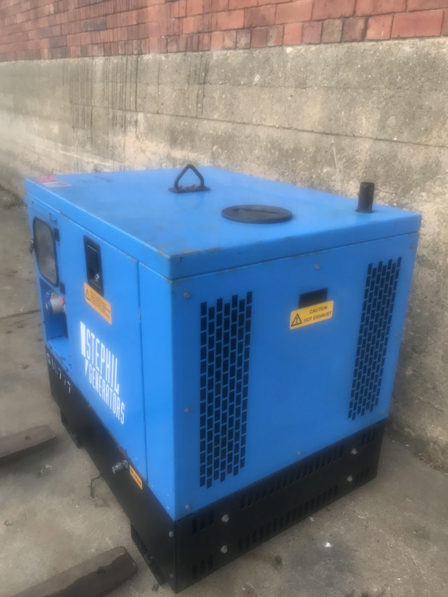 SUPER SILENT STEPHILL 10KVA GENERATOR 115/230V, 50Hz KUBOTA DIESEL ENGINE, RUNS & MAKES POWER - Image 2 of 7