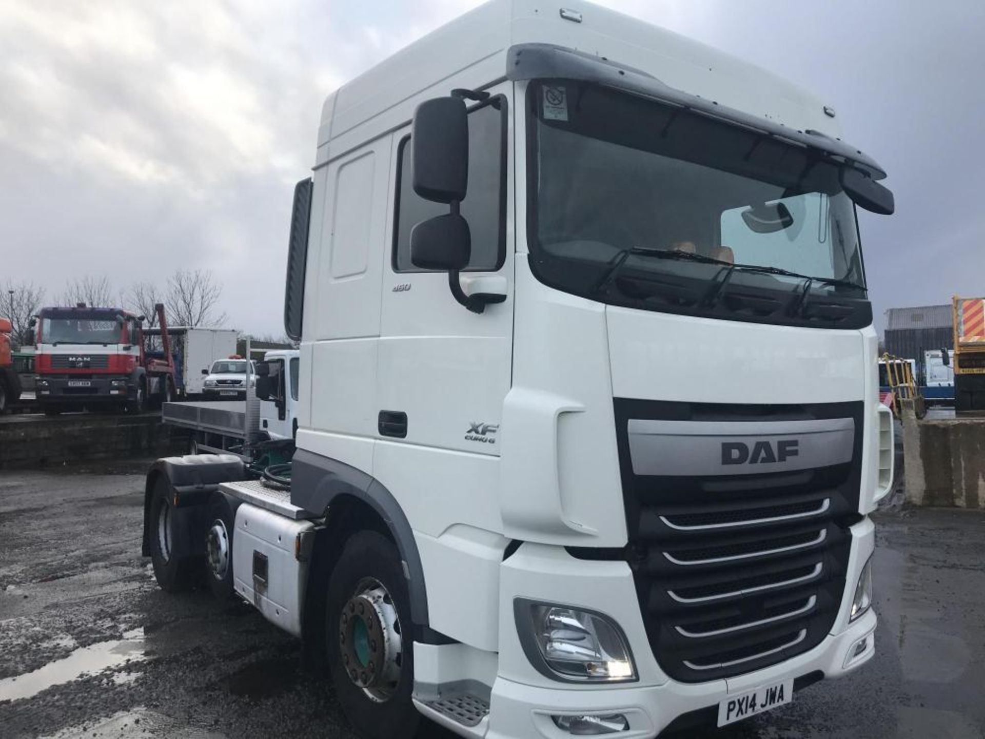 2014/14 REG DAF XF 105.460 6X2 TRACTOR UNIT MANUAL GEARBOX TIPPING GEAR EURO 6 *PLUS VAT*