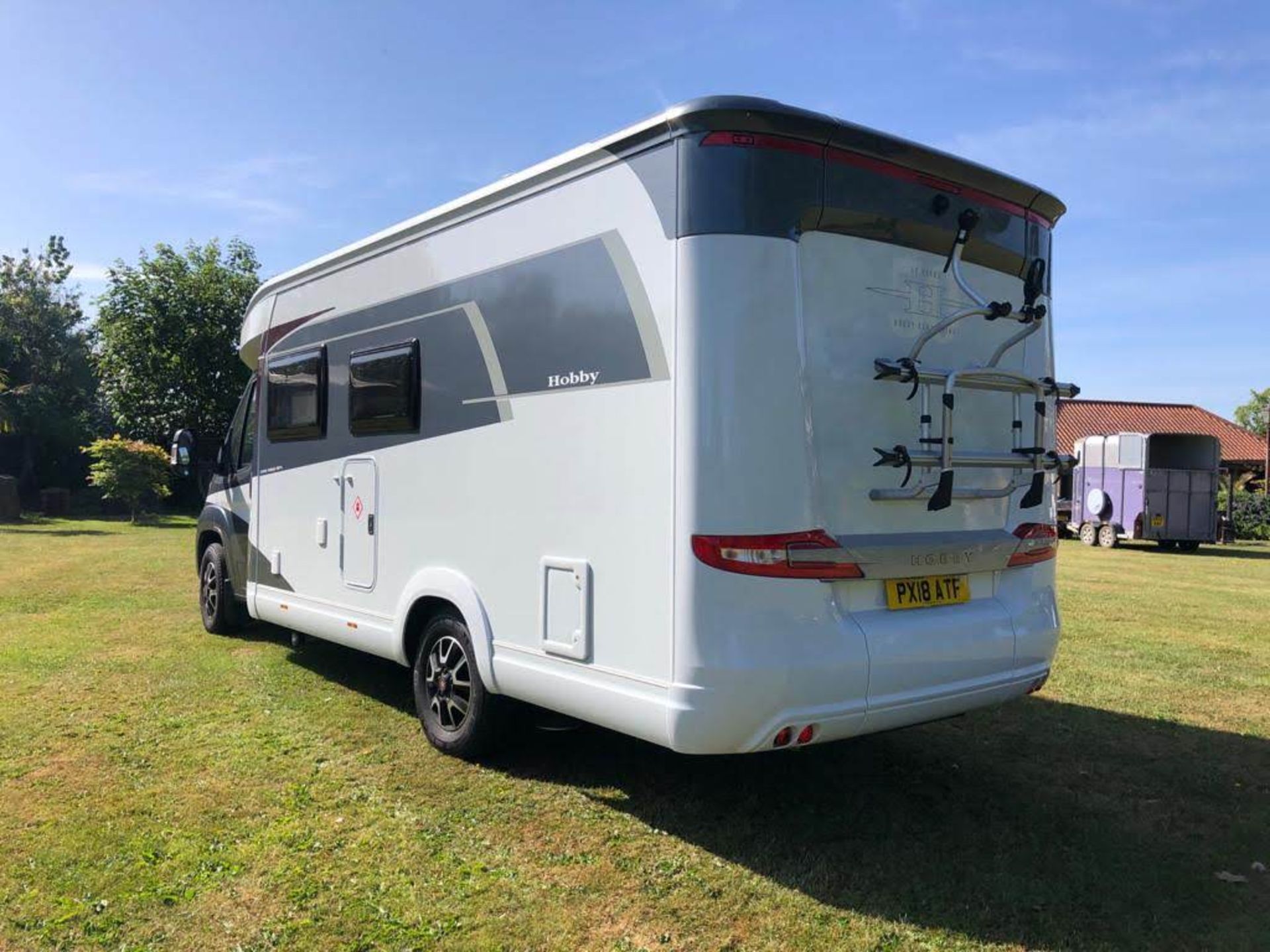 AS NEW CONDITION! 1K MILES! 2018 HOBBY FIAT OPTIMA PREMIUM AUTO T65 FL 4 BERTHMOTOR-HOME / CARAVAN - Image 5 of 93