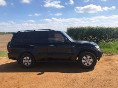 2004/54 REG MITSUBISHI SHOGUN WARRIOR DI-D 3.2 AUTOMATIC BLACK 7 SEATER *NO VAT*