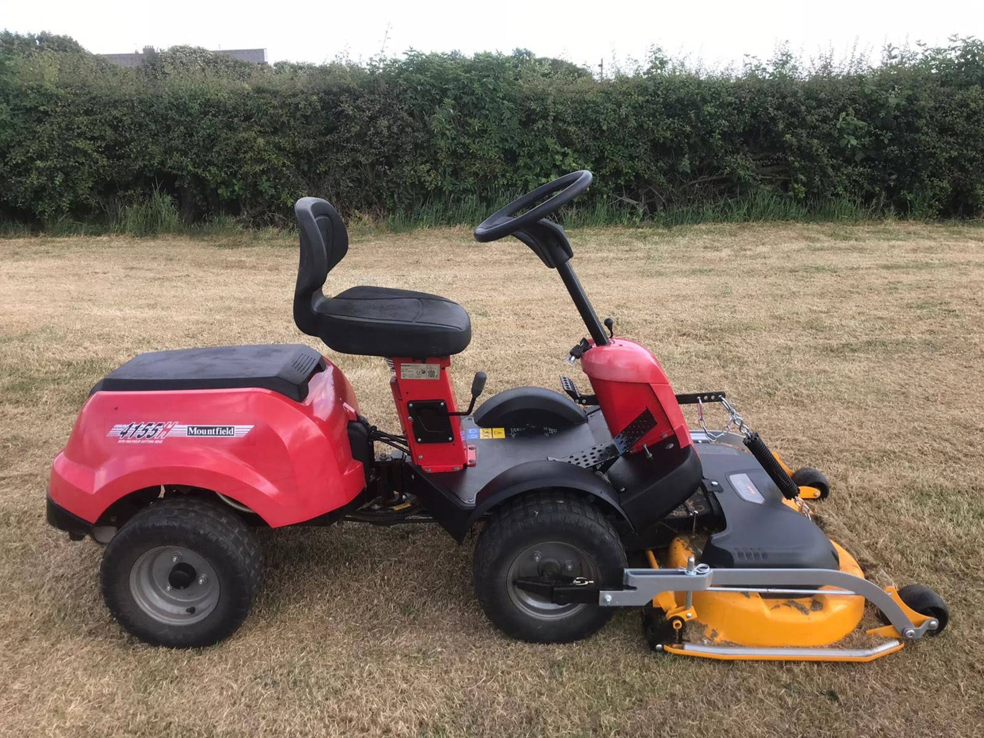 MOUNTFIELD 4155H OUT FRONT MOWER, RUNS, DRIVES AND CUTS, BRAND NEW STIGA DECK *NO VAT*