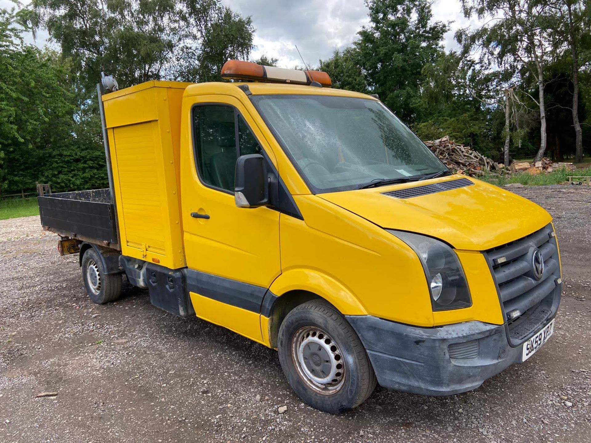 2009/59 REG VOLKSWAGEN CRAFTER 35 BLUE TDI 109 MANUAL TIPPER, SHOWING 0 FORMER KEEPERS *NO VAT*