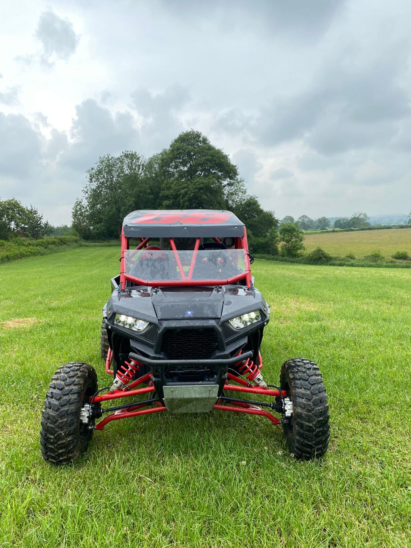 2018/68 REG POLARIS RZR 1000xp BLACK / RED BUGGY PETROL, SHOWING 1 FORMER KEEPER *NO VAT* - Image 2 of 17