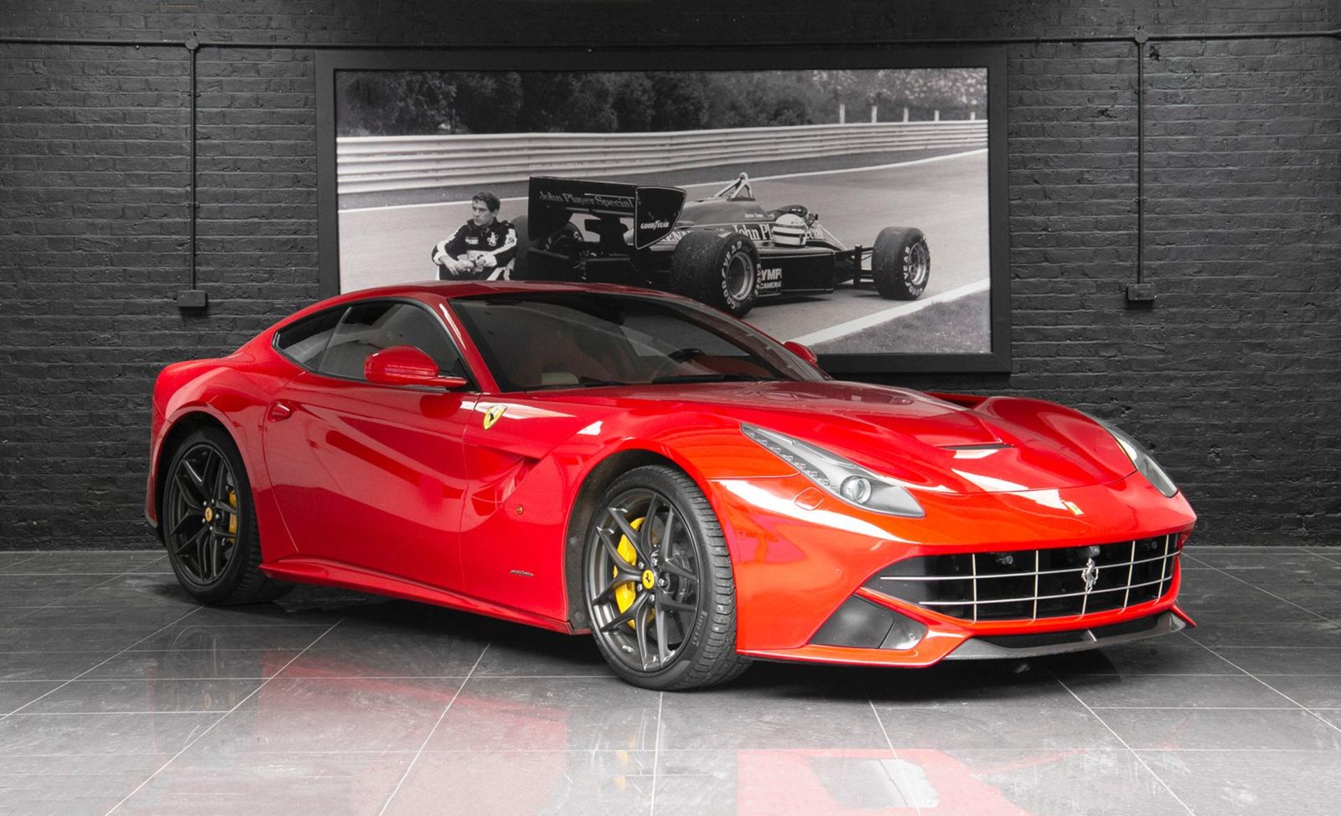 2014 FERRARI F12 - 15,500 MILES, FULL FERRARI SERVICE HISTORY X6 MAIN DEALER STAMPS IN BOOK - Image 10 of 29