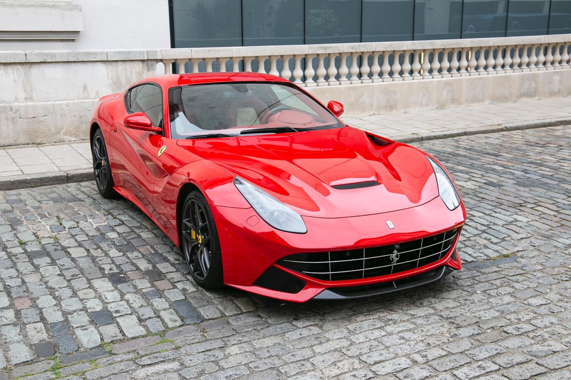 2014 FERRARI F12 - 15,500 MILES, FULL FERRARI SERVICE HISTORY X6 MAIN DEALER STAMPS IN BOOK - Image 8 of 29