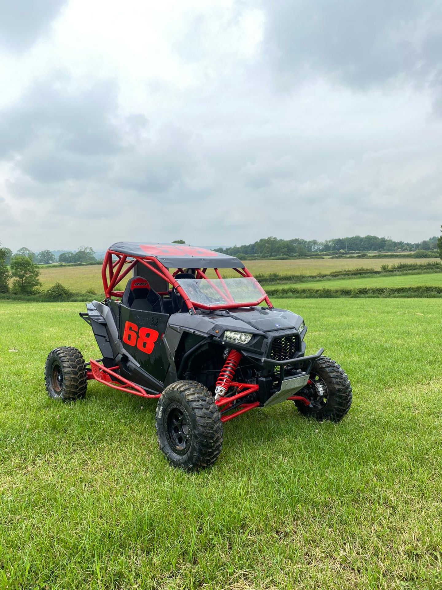 2018/68 REG POLARIS RZR 1000xp BLACK / RED BUGGY PETROL, SHOWING 1 FORMER KEEPER *NO VAT* - Image 3 of 17