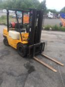 HALLA HLF-30, 3 TONNE LPG / GAS FORKLIFT, SIDE-SHIFT, RUNS, WORKS AND LIFTS, GOOD BRAKES *NO VAT*