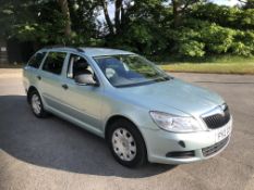 2012/12 REG SKODA OCTAVIA S TDI CR 1.6 DIESEL GREEN ESTATE, SHOWING 1 FORMER KEEPER *NO VAT*