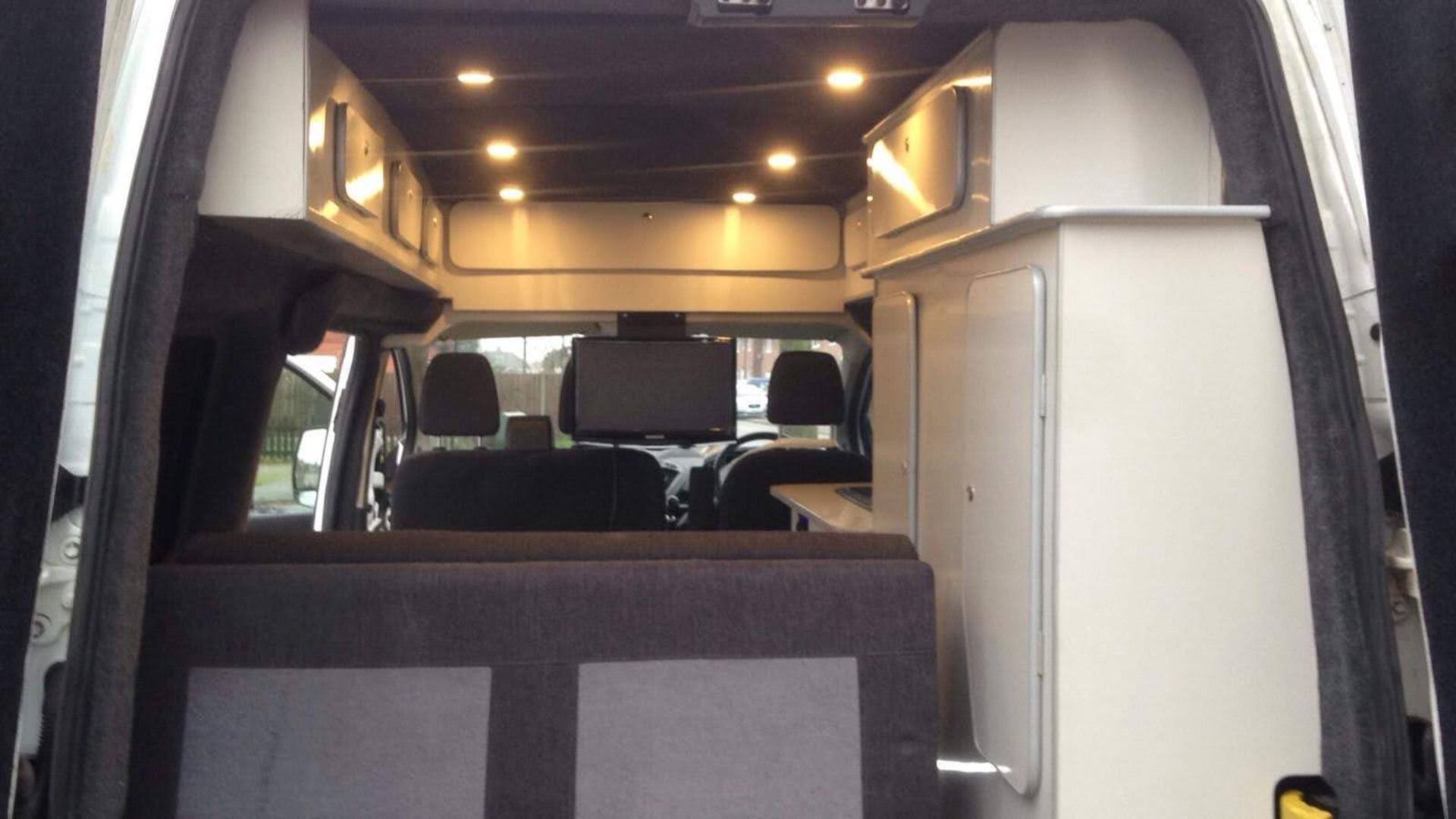 2014/64 REG FORD TRANSIT CUSTOM 270 ECO-TECH CAMPERVAN / MOTORHOME, SHOWING 1 FORMER KEEPER *NO VAT* - Image 6 of 9