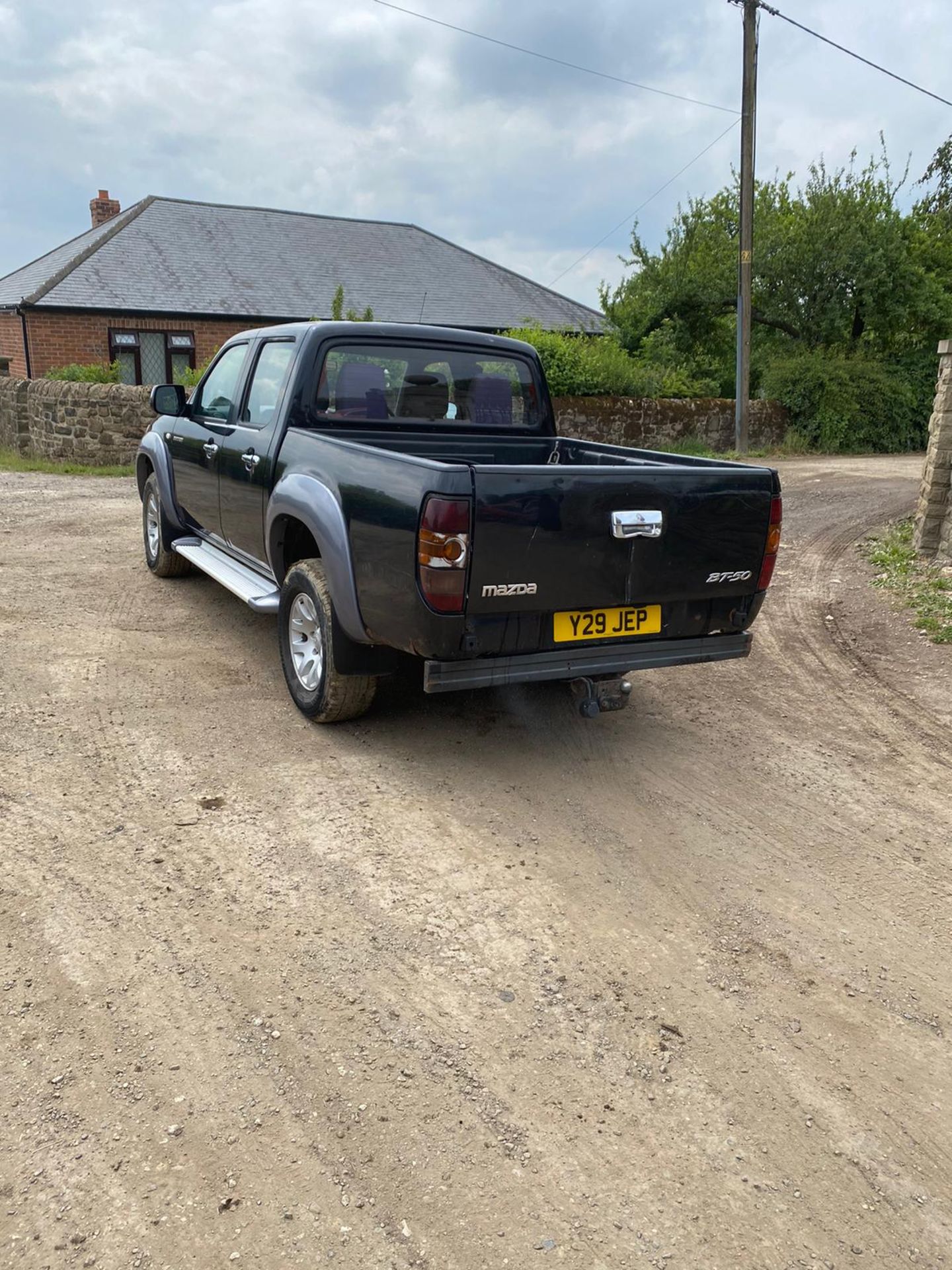 2007/57 REG MAZDA BT-50 4X4 DOUBLE CAB TS2 2.5 DIESEL BLACK MANUAL PICK-UP 145 BHP *NO VAT* - Image 4 of 8