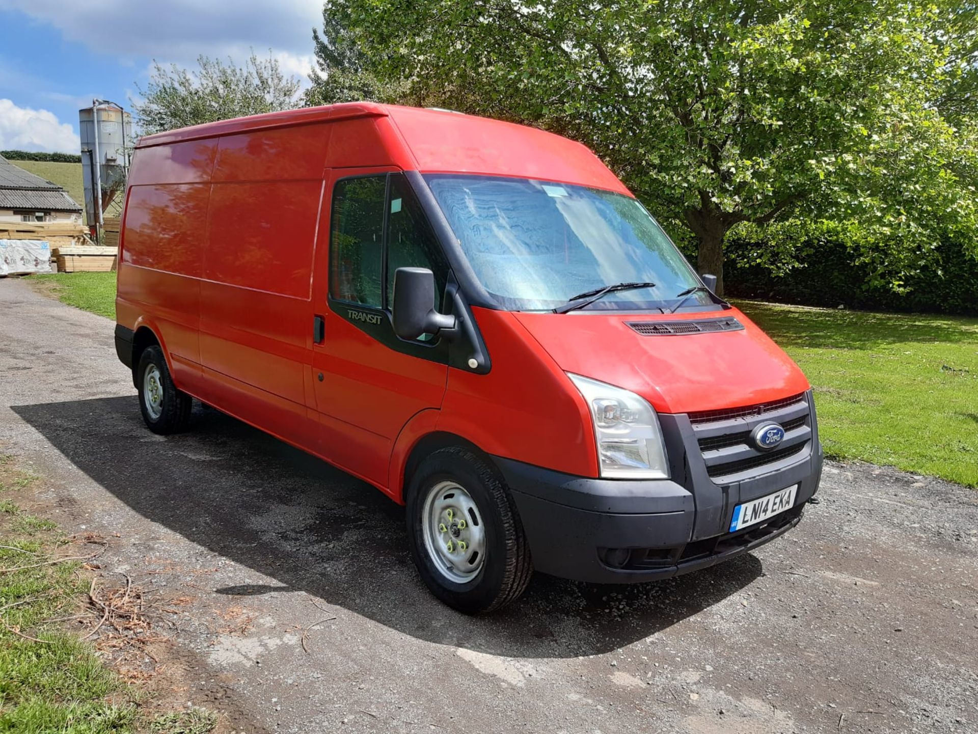 2014/14 REG FORD TRANSIT 100 T350 RWD 2.2 DIESEL RED PANEL VAN, SHOWING 0 FORMER KEEPERS *NO VAT*