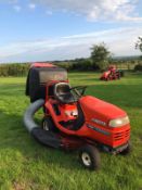 KUBOTA T1560 RIDE ON LAWN MOWER, RUNS, DRIVES AND COLLECTS *NO VAT*