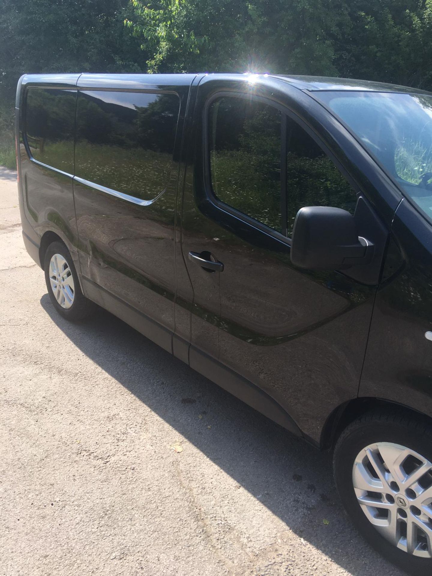 2015/64 REG RENAULT TRAFIC SL27 SPORT ENERGY DCI 1.6 DIESEL 120HP PANEL VAN, SHOWING 1 FORMER KEEPER - Image 2 of 34