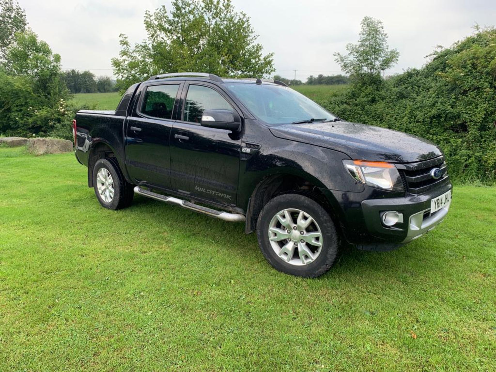 2014/14 REG FORD RANGER WILDTRAK 4X4 D/C TDCI 3.2L AUTOMATIC BLACK PICK-UP, SHOWING 2 FORMER KEEPERS - Image 3 of 12