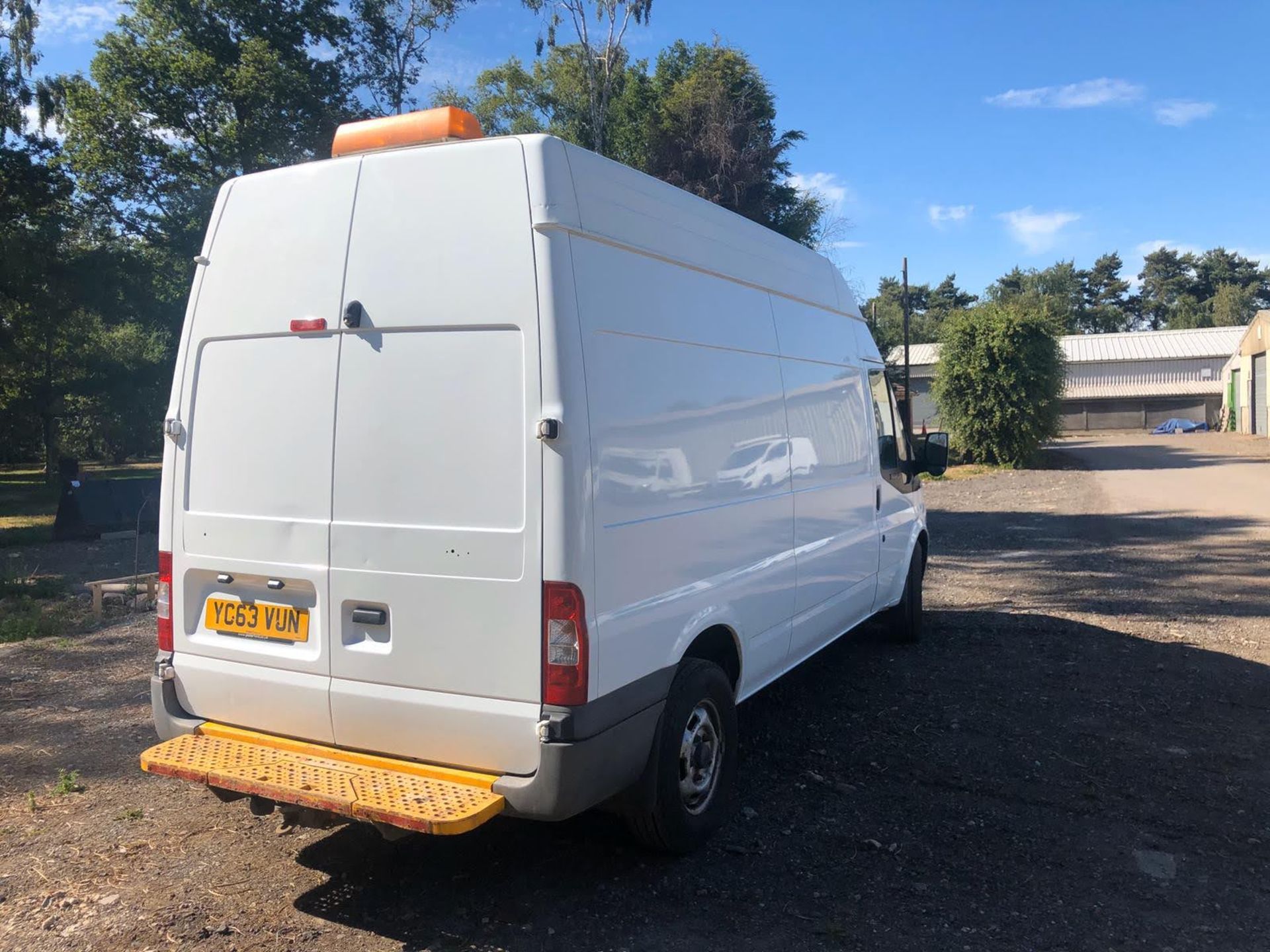 2013/63 REG FORD TRANSIT 125 T350 RWD 2.2 DIESEL PANEL VAN, SHOWING 0 FORMER KEEPERS *PLUS VAT* - Image 7 of 8