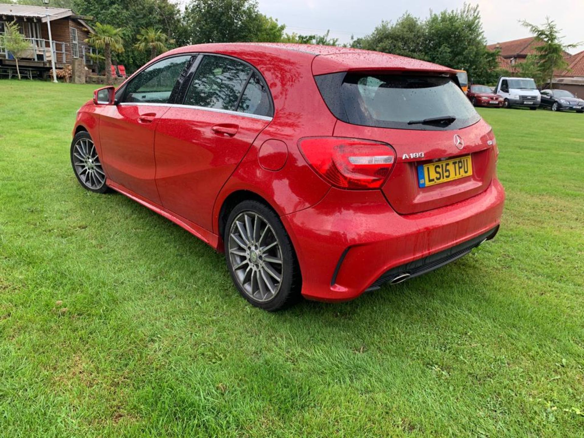 2015/15 REG MERCEDES-BENZ A180 BLUE EFFICIENCY AMG SPORT CDI 1.5 DIESEL, SHOWING 0 FORMER KEEPERS - Image 7 of 16