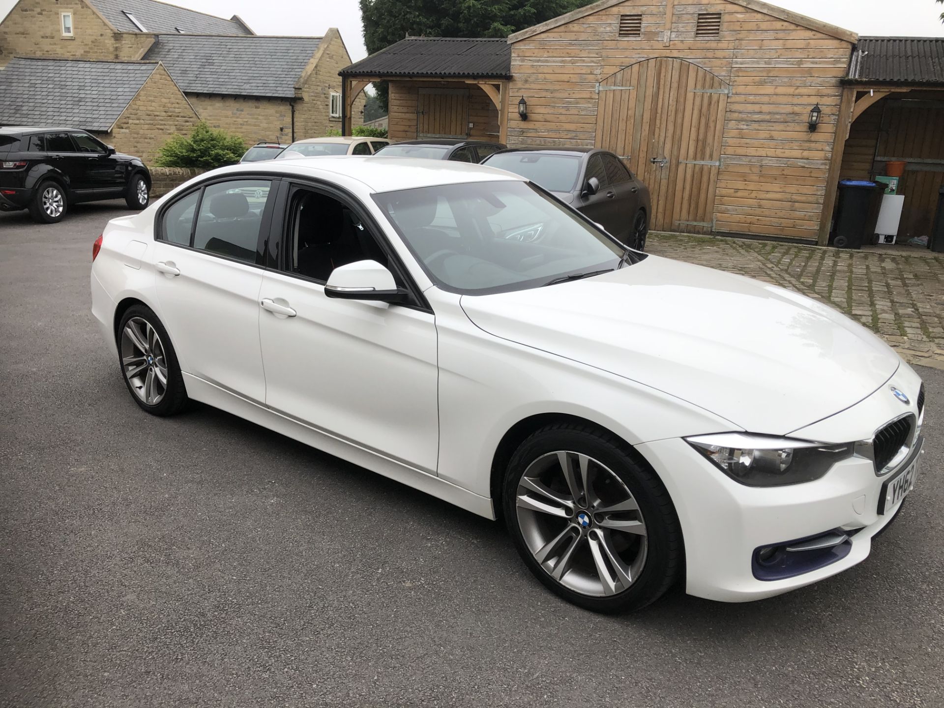 2012/62 REG BMW 320D SPORT 2.0 DIESEL 4 DOOR SALOON WHITE, SHOWING 2 FORMER KEEPERS *NO VAT*