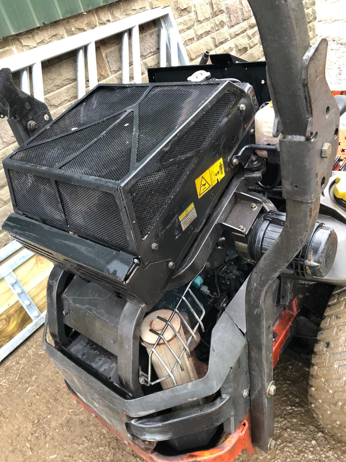 2012 HUSQVARNA PZ 29D ZERO TURN RIDE ON DIESEL LAWN MOWER *PLUS VAT* - Image 13 of 13