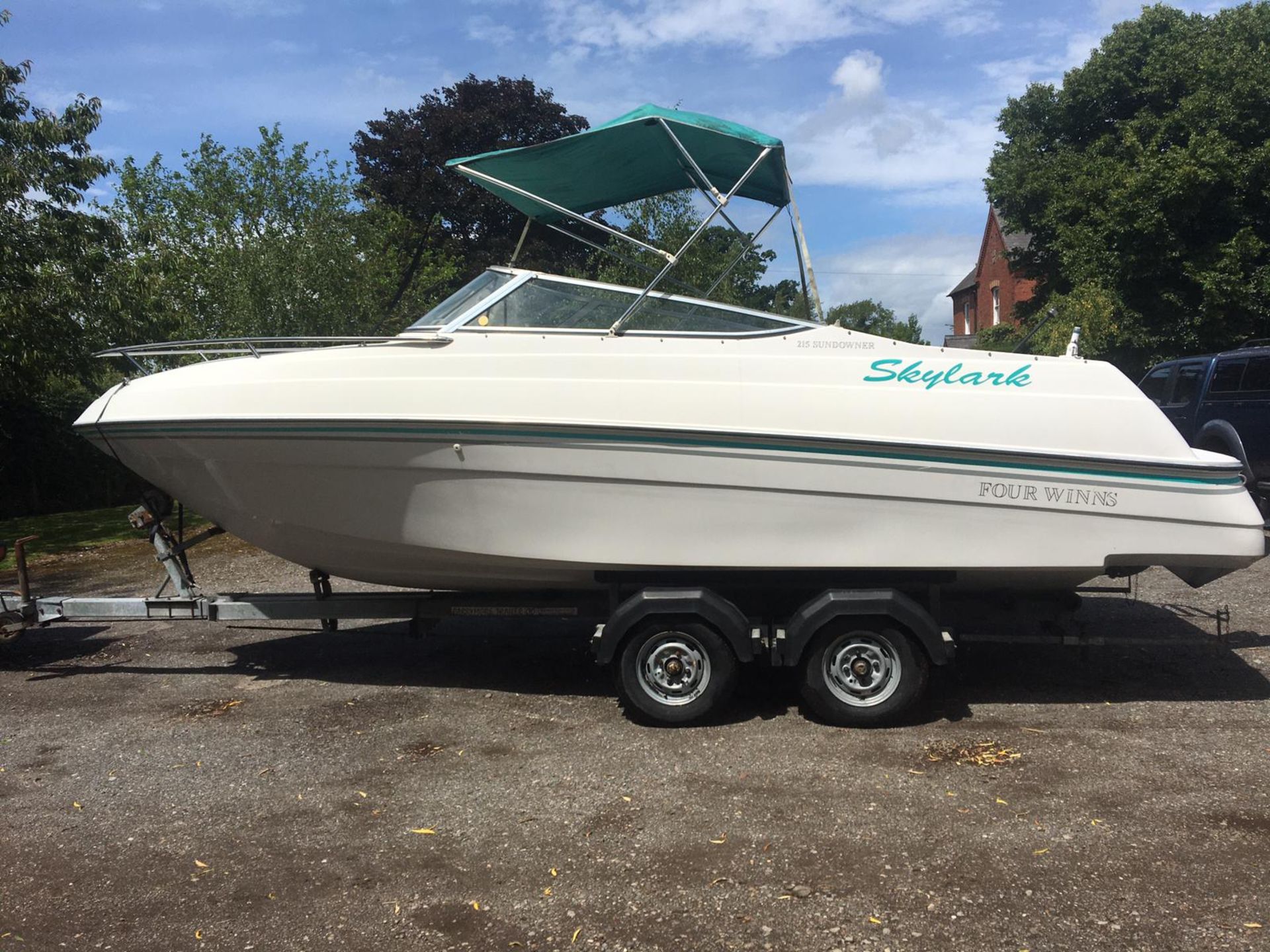 SKYLARK FOUR WINNS 215 SUNDOWNER BOAT 5.0 VOLVO PENTA SS STERNDRIVE, 460 HOURS, C/W TRAILER *NO VAT* - Image 3 of 12