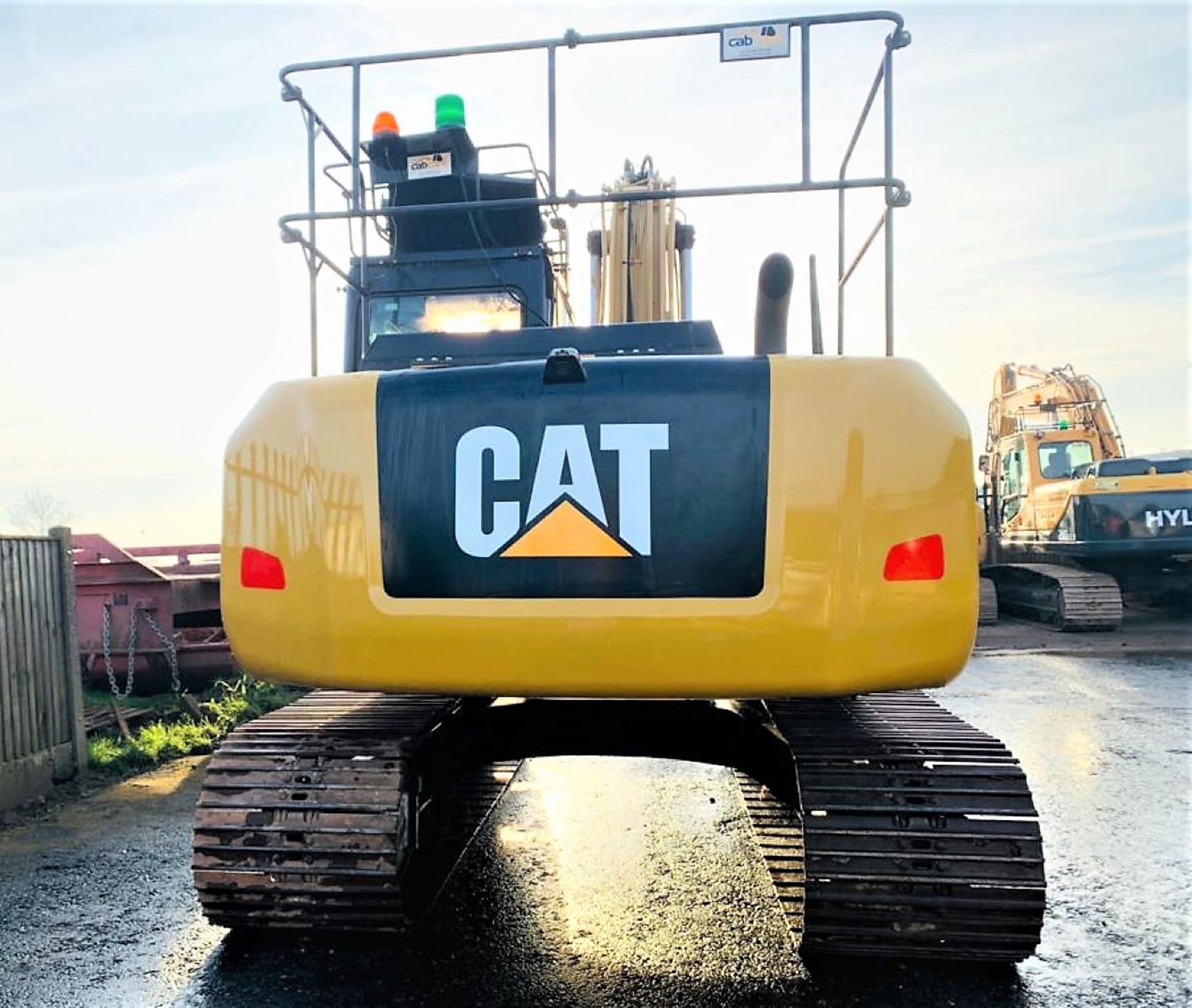 CAT 313 F LGC STEEL TRACKED CRAWLER DIGGER / EXCAVATOR, YEAR 2016, 3445 HOURS, 2 X BUCKETS, AIR CON - Image 7 of 19