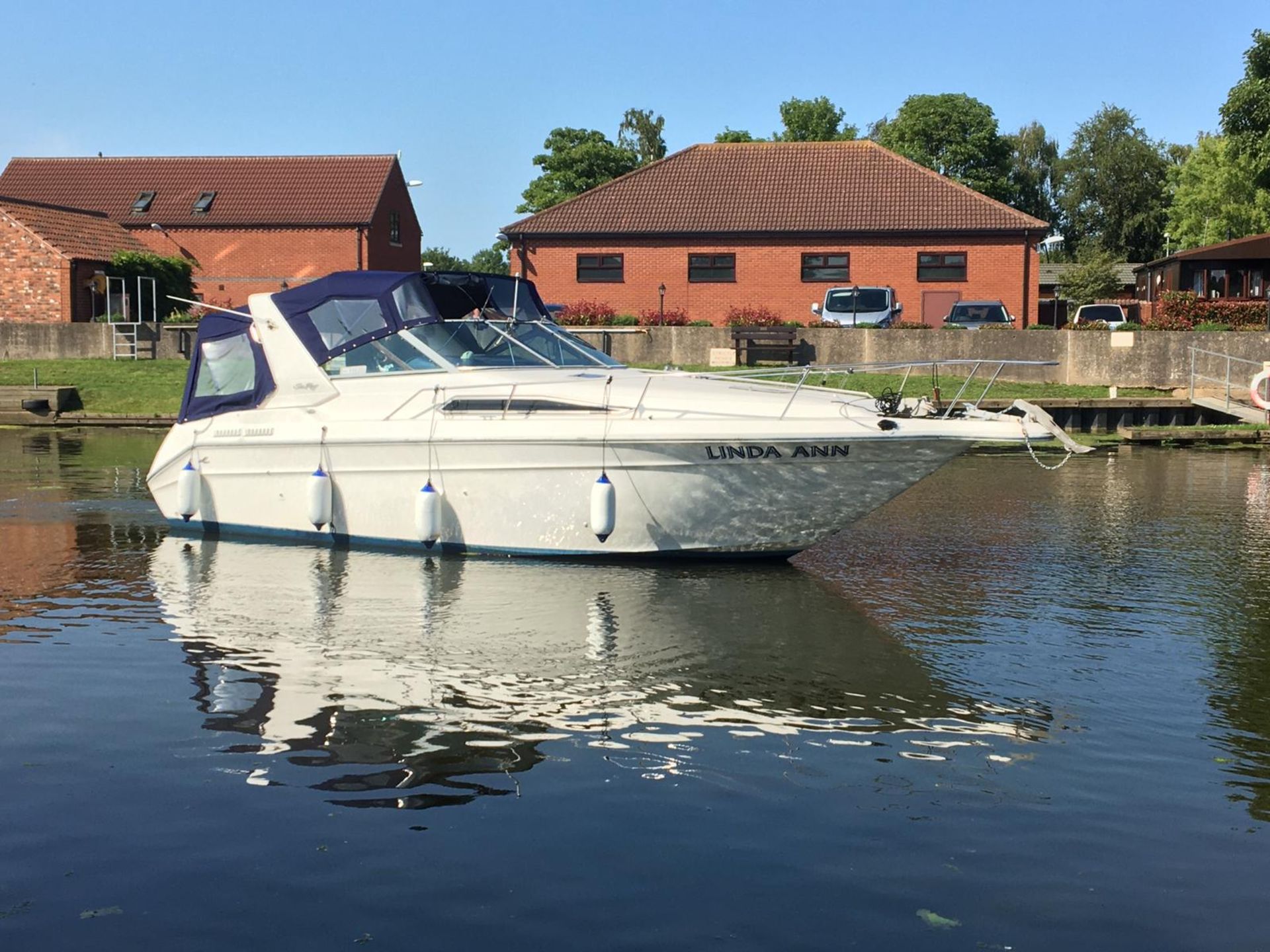 SEA RAY RUN DANCER 300 TWIN MER CRUSER 350 ALFA DRIVES, BOAT YEAR 1990, 6 BERTH, LOADS OF RECEIPTS - Image 2 of 21