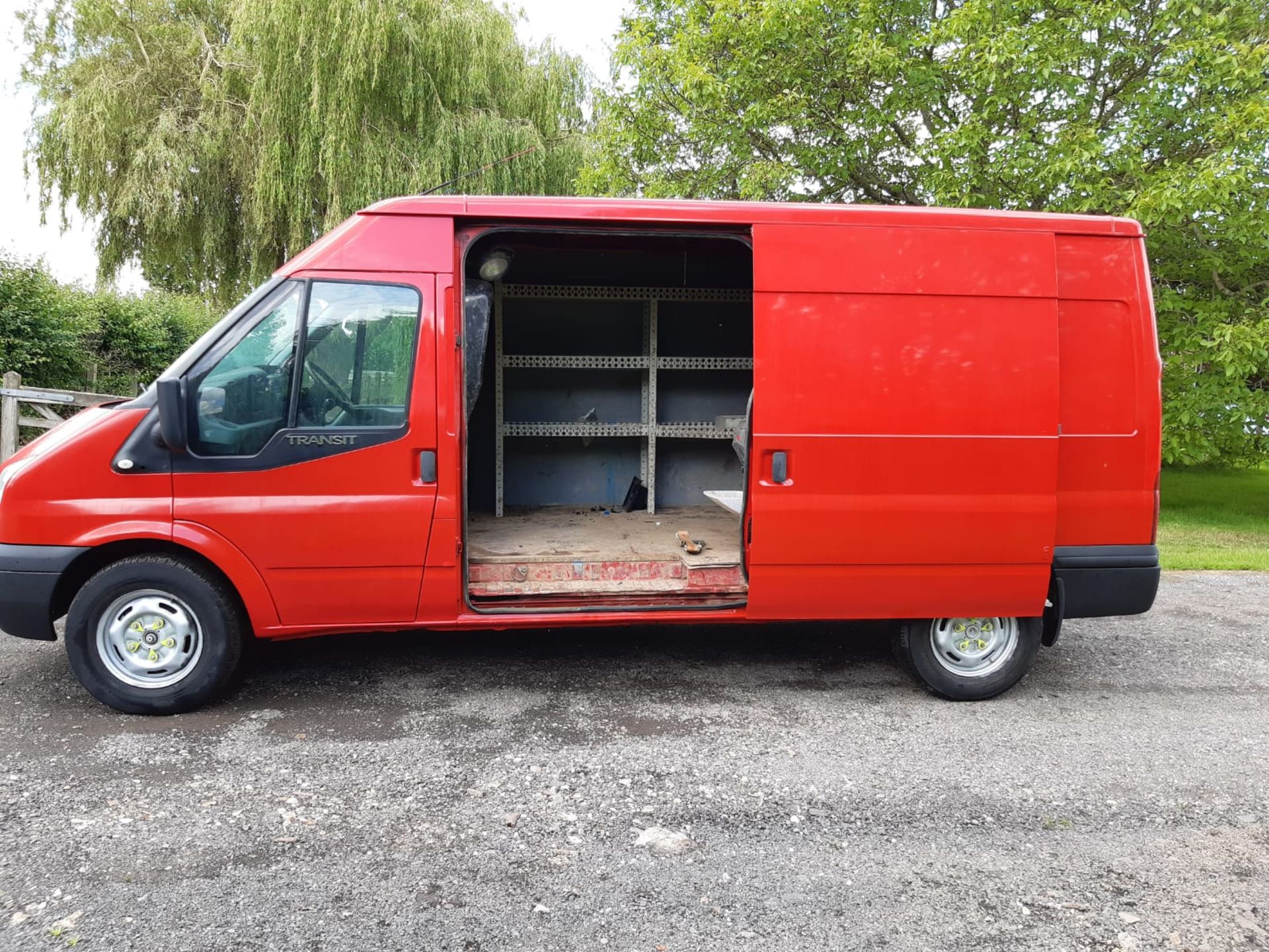 2014/14 REG FORD TRANSIT 100 T350 RWD 2.2 DIESEL RED PANEL VAN, SHOWING 0 FORMER KEEPERS *NO VAT* - Image 6 of 11